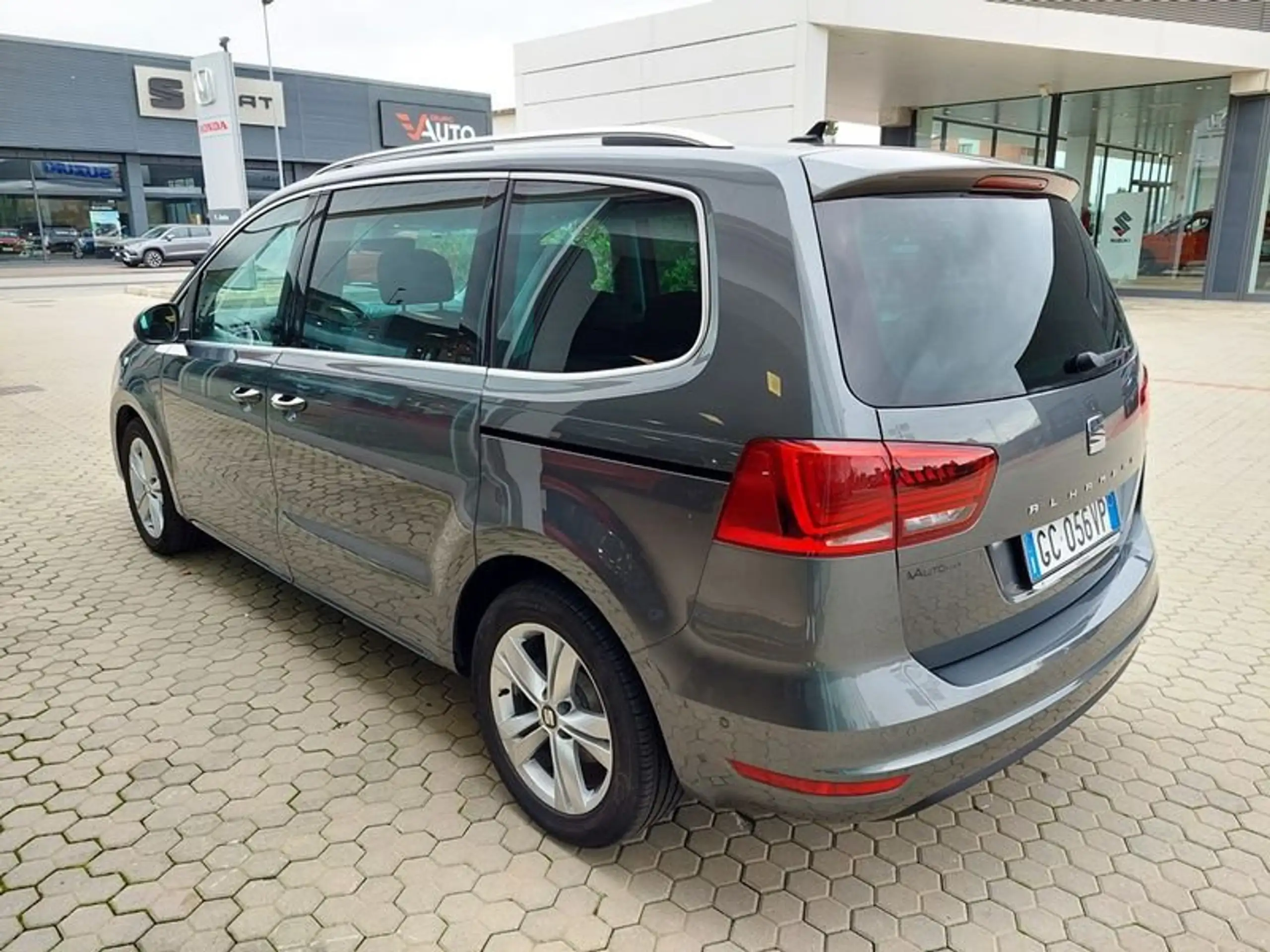 SEAT - Alhambra