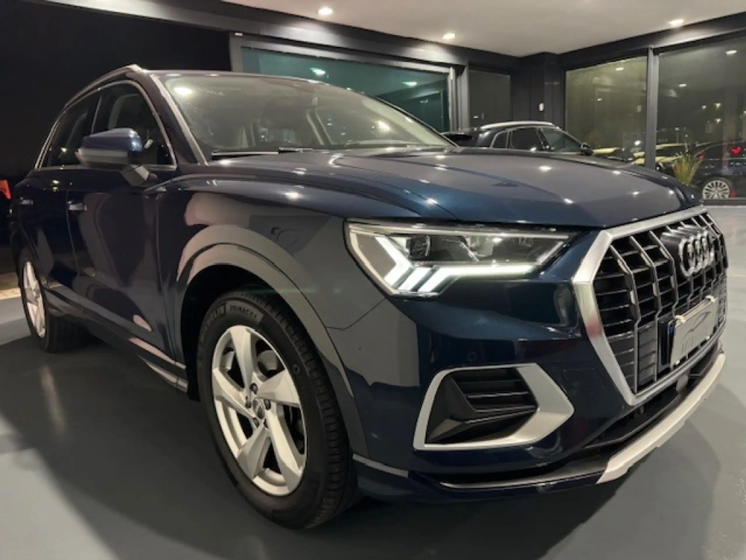 Audi - Q3