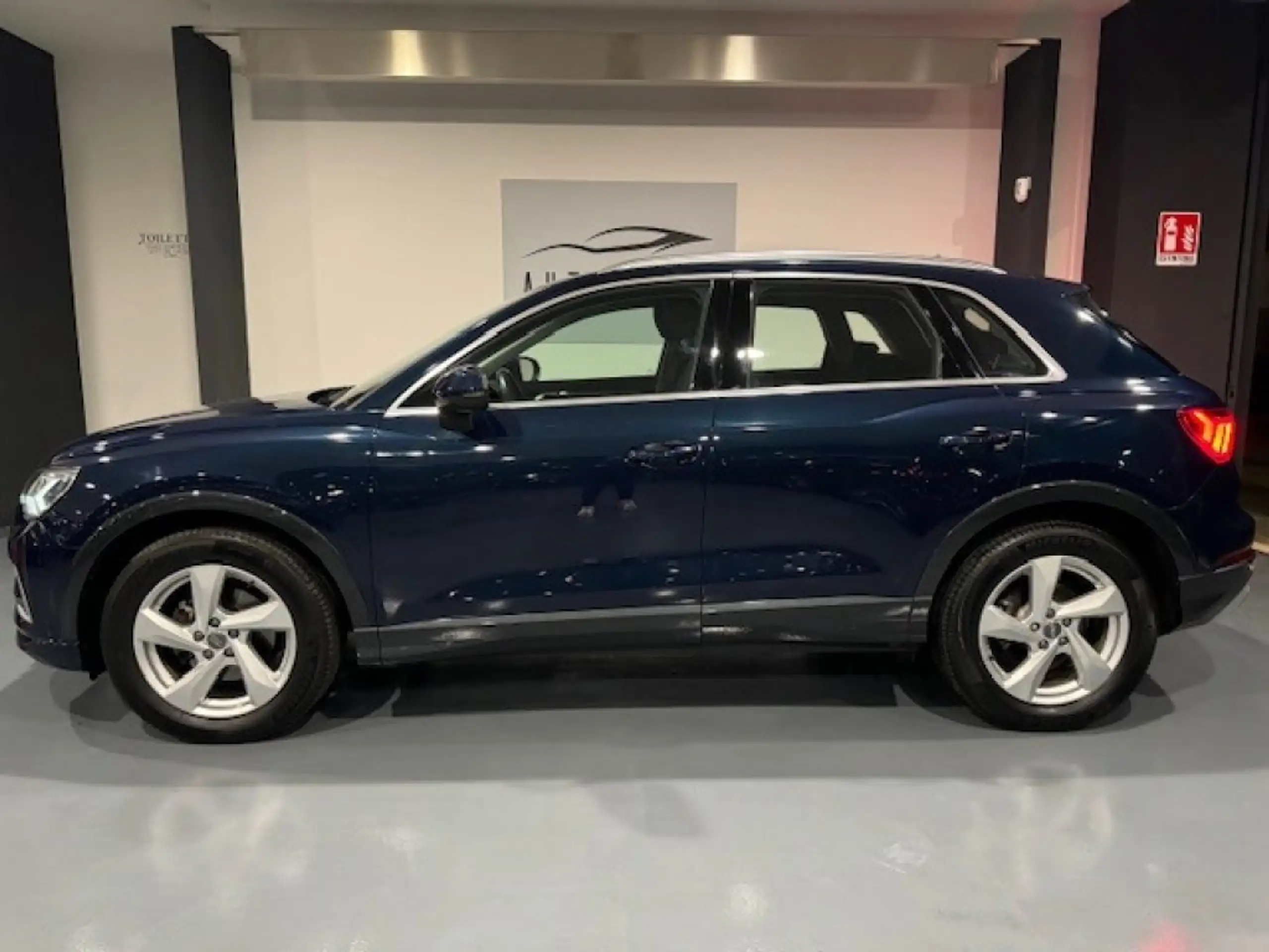 Audi - Q3