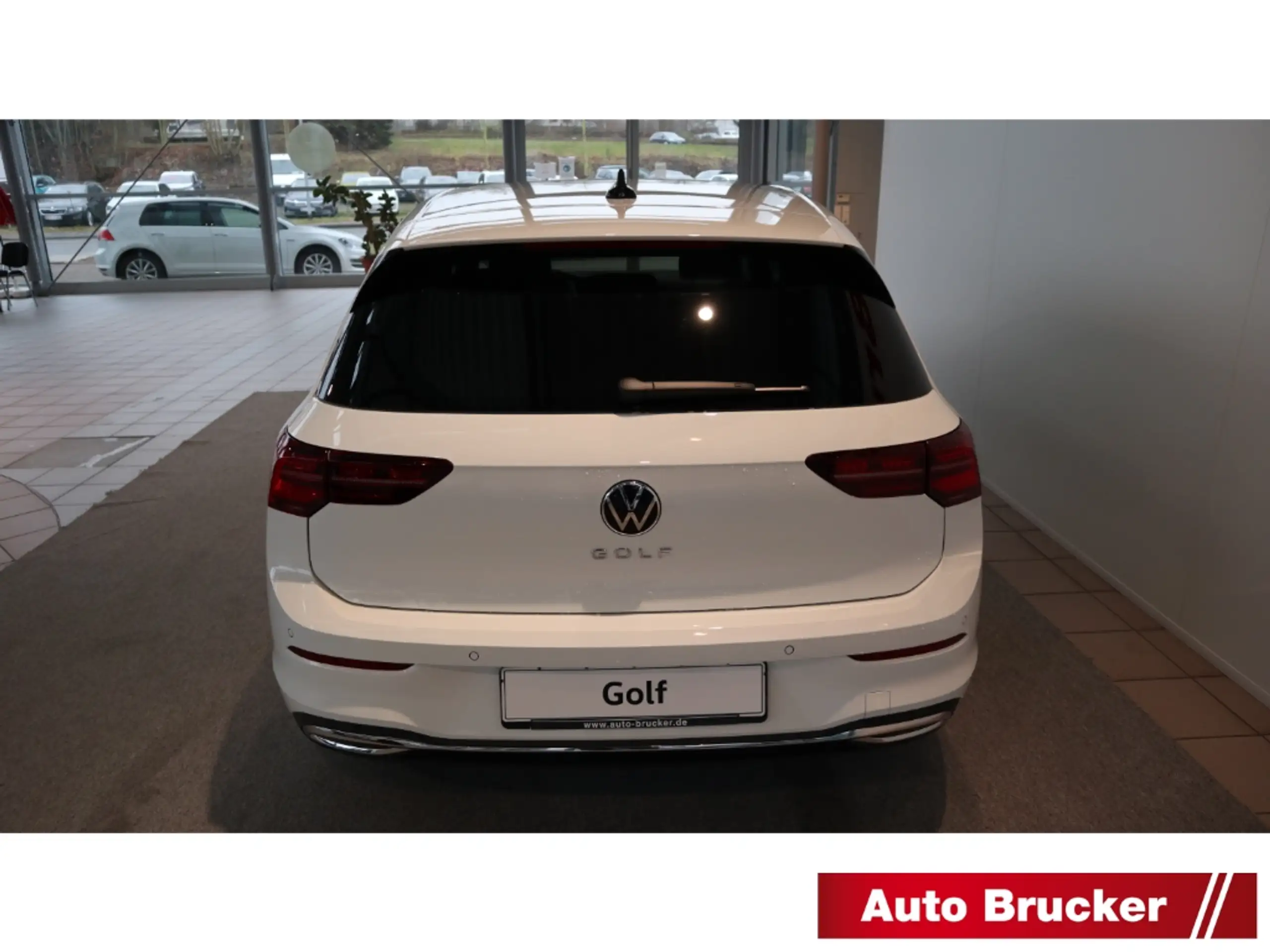 Volkswagen - Golf