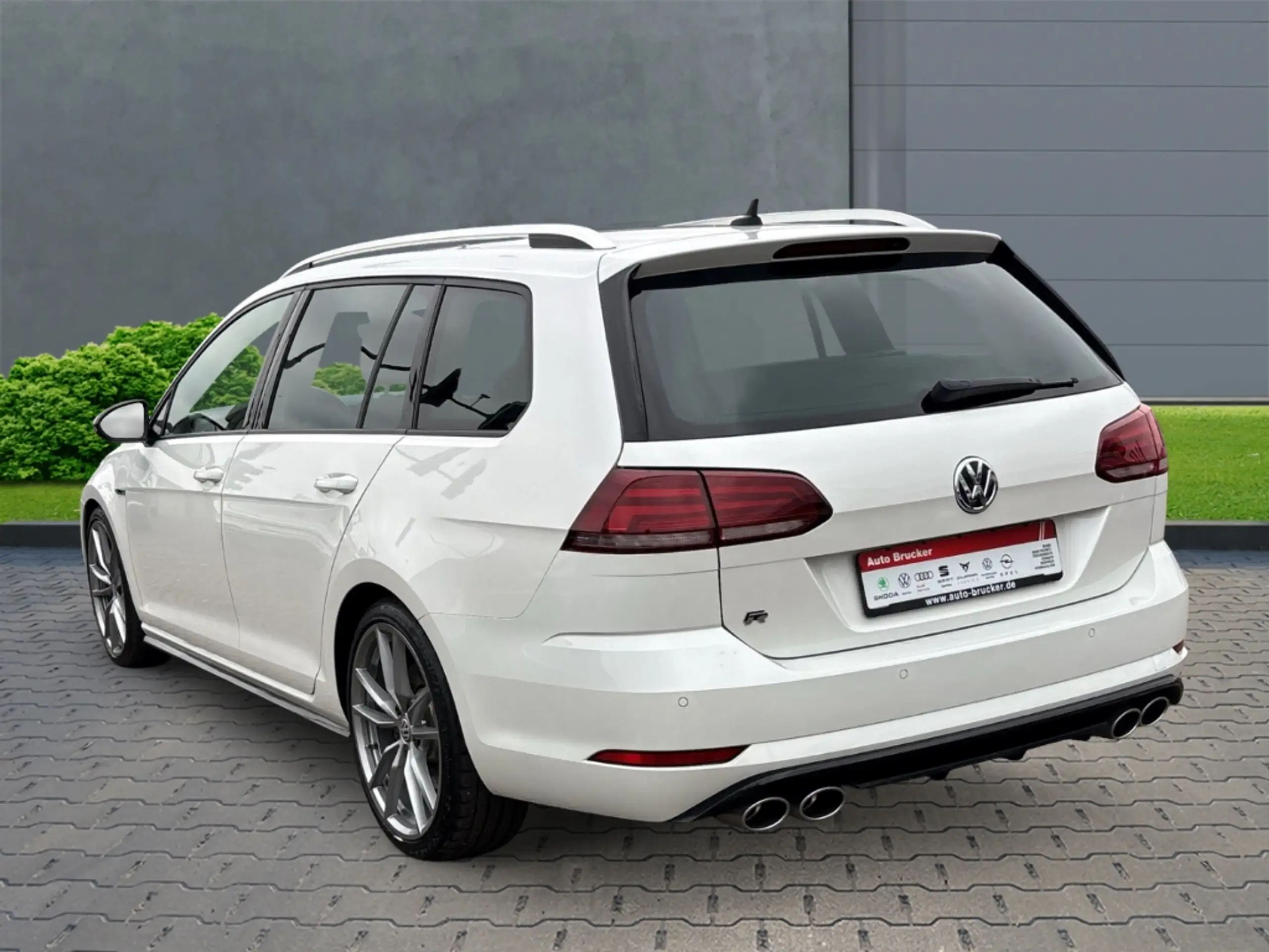 Volkswagen - Golf Variant