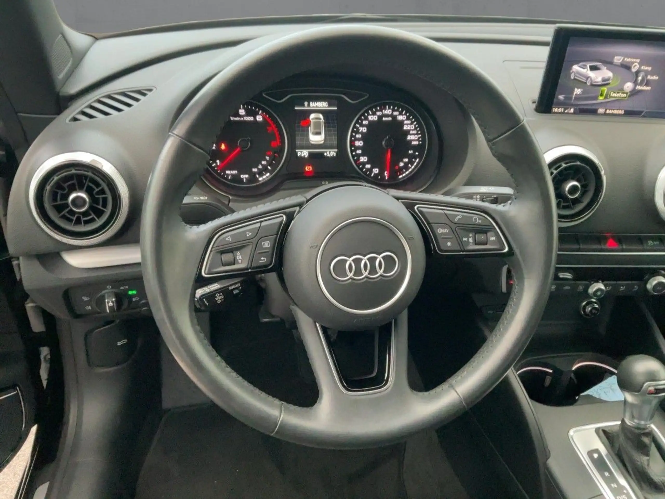 Audi - A3