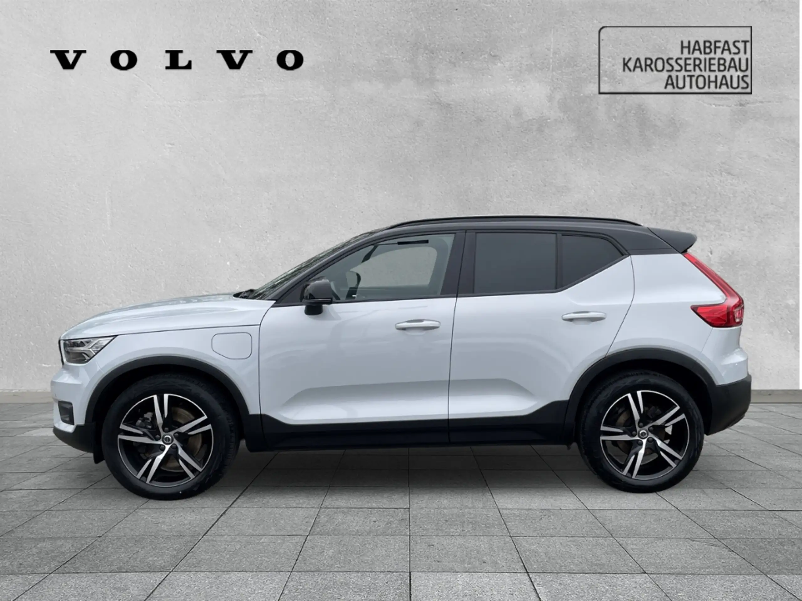 Volvo - XC40