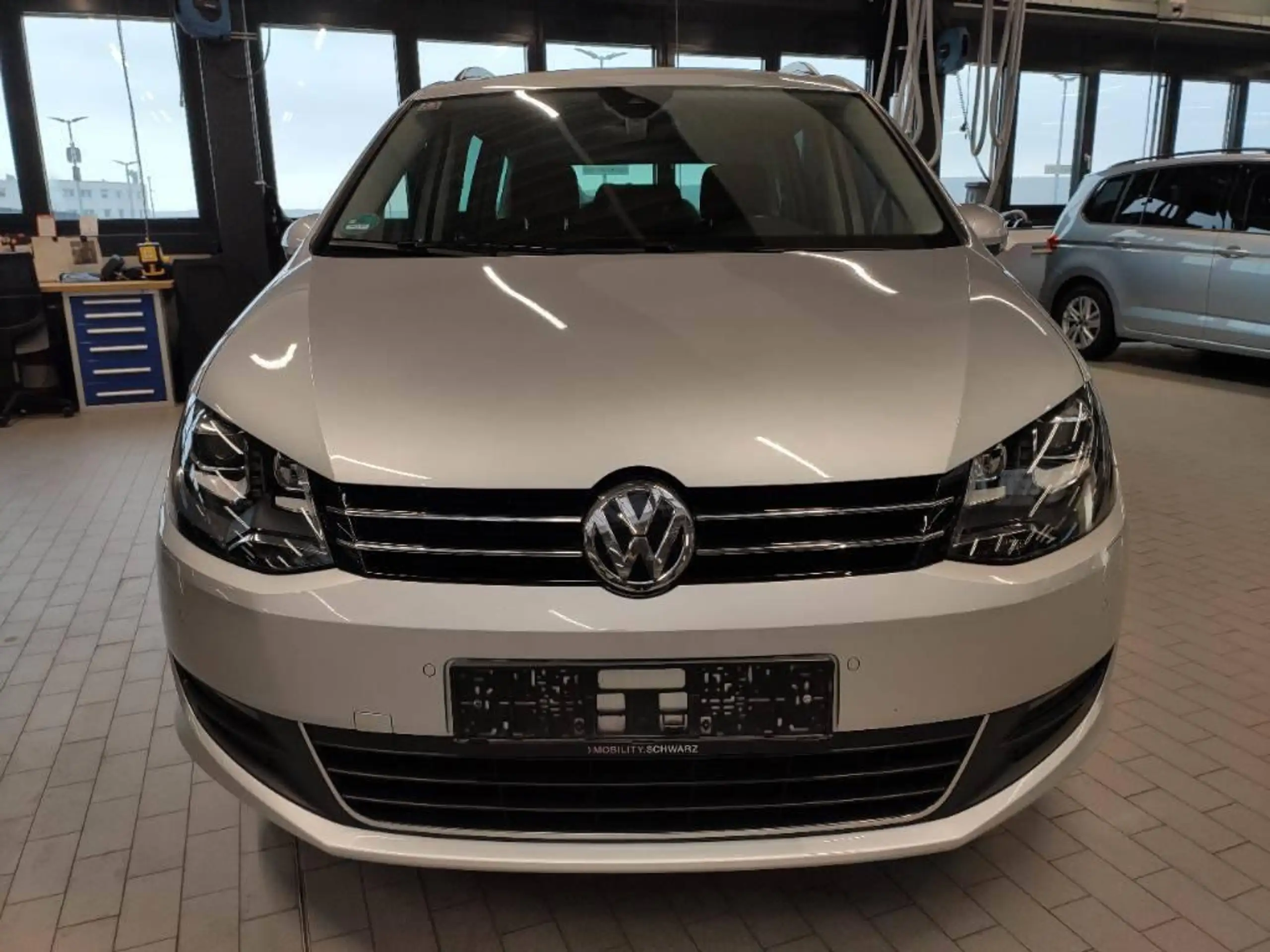 Volkswagen - Sharan