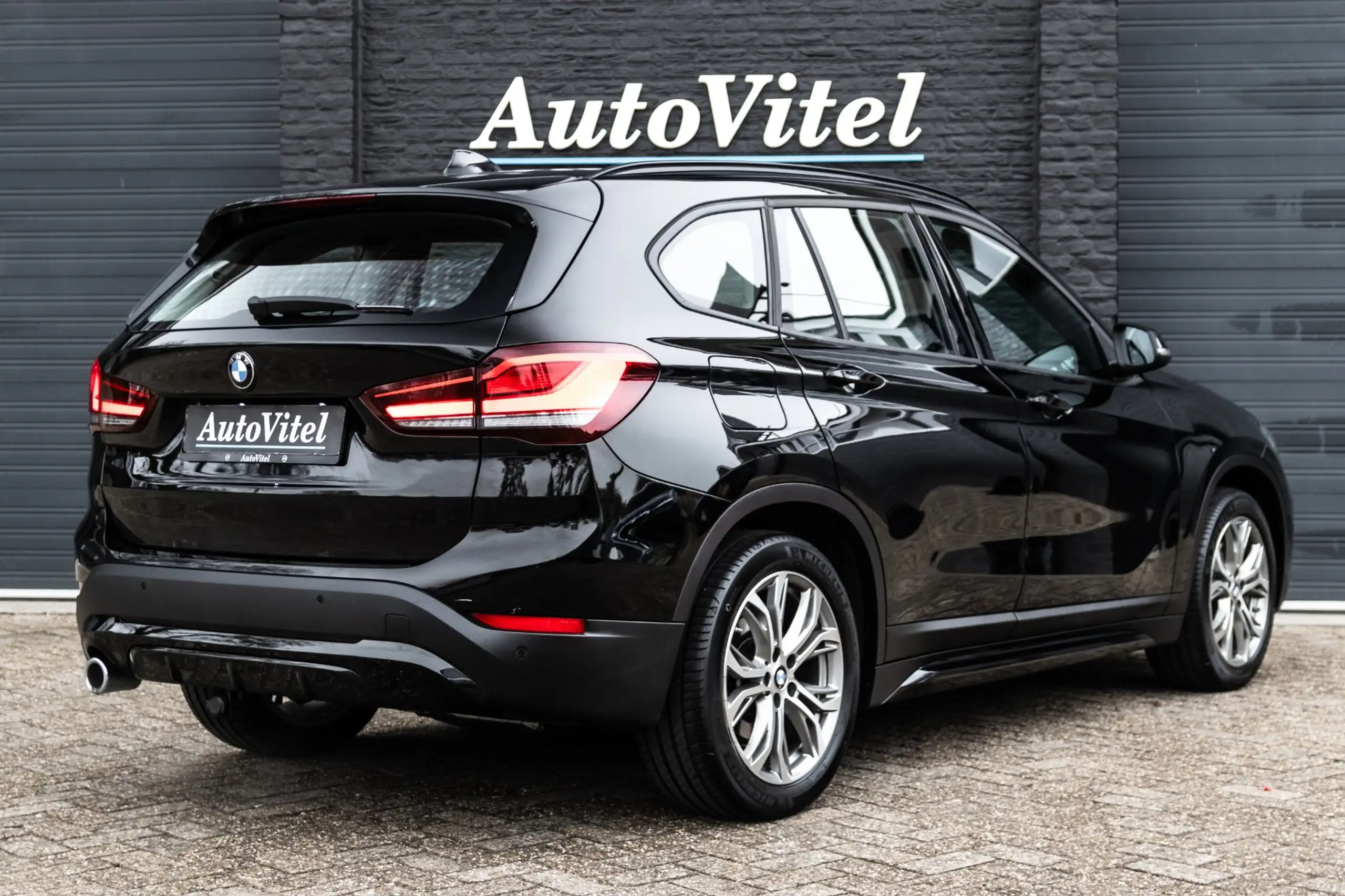 BMW - X1