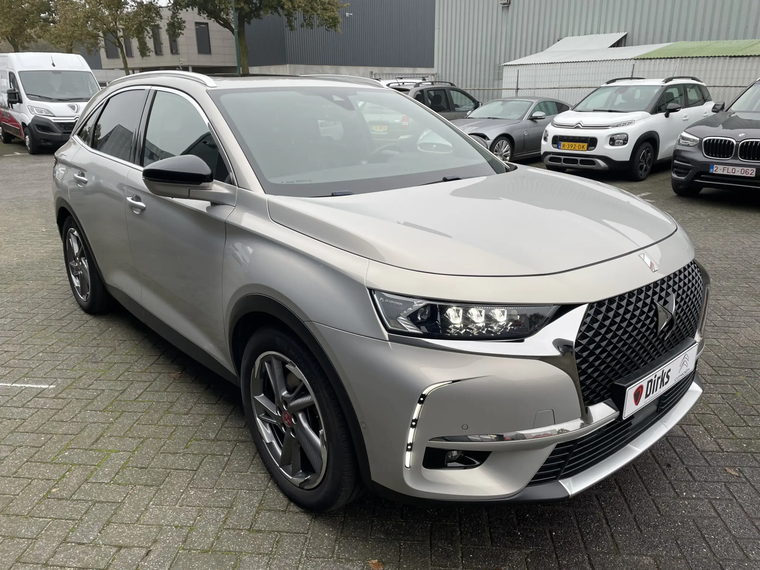 DS Automobiles - DS 7 Crossback