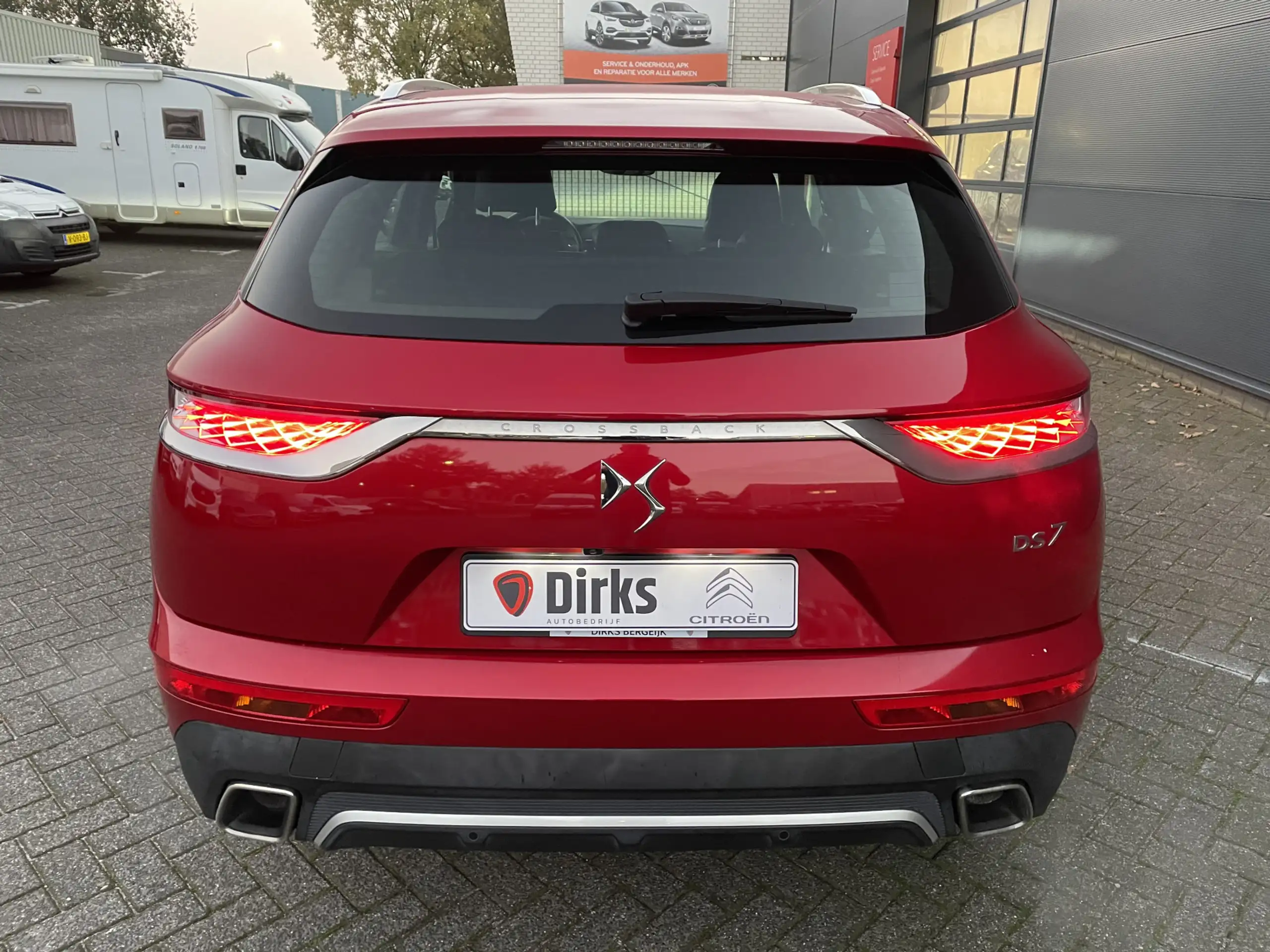 DS Automobiles - DS 7 Crossback