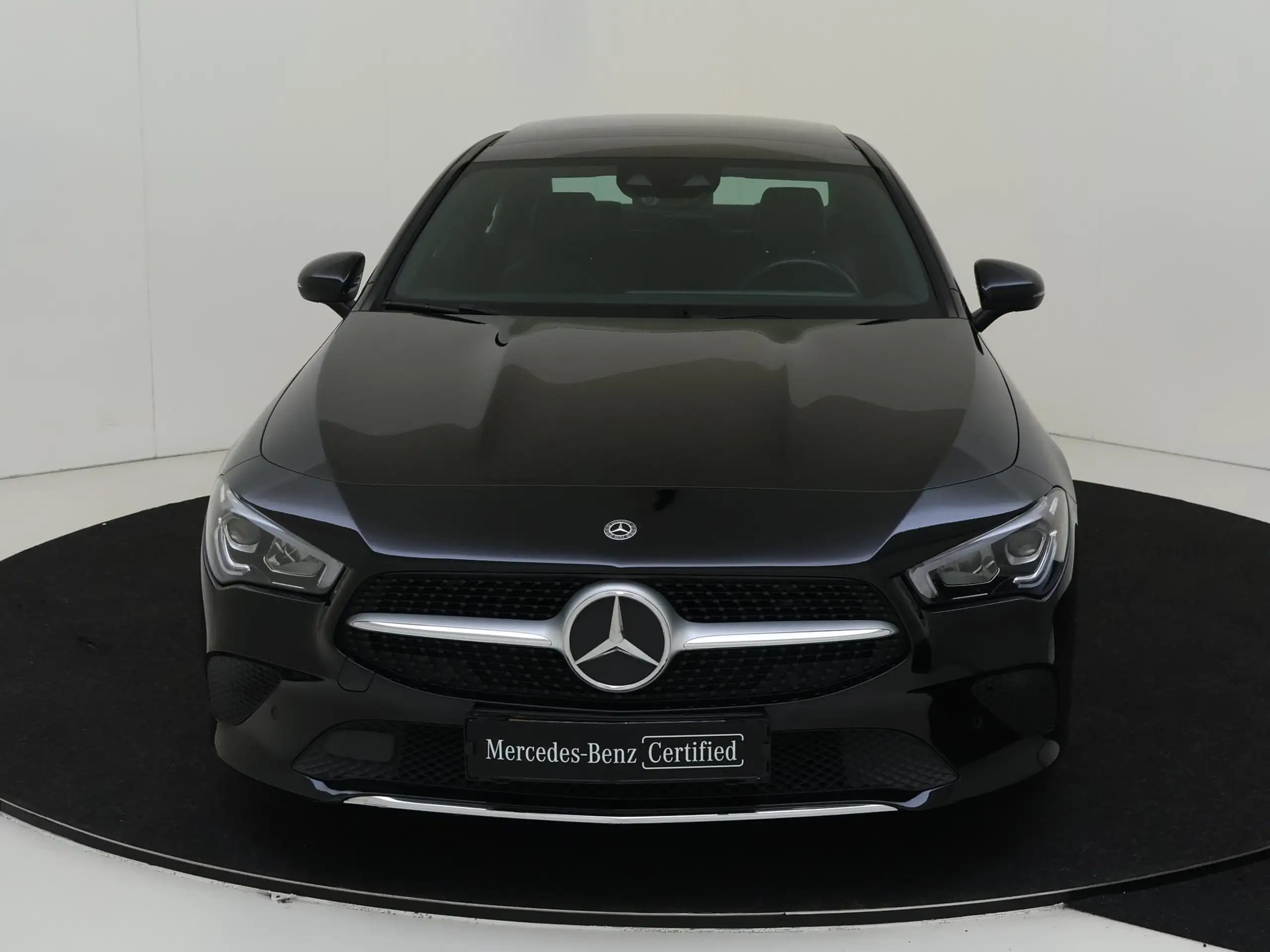 Mercedes-Benz - CLA 180