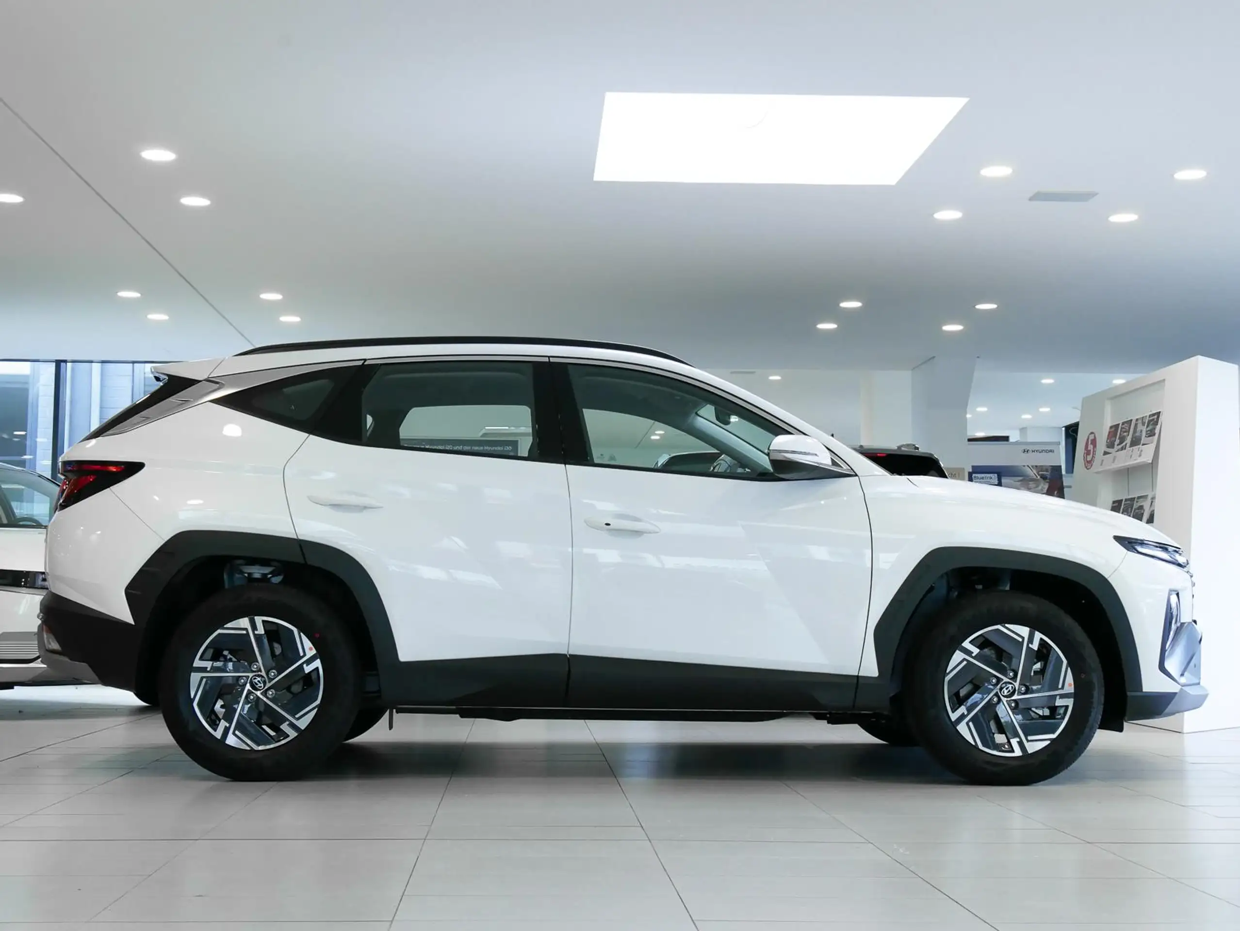 Hyundai - TUCSON