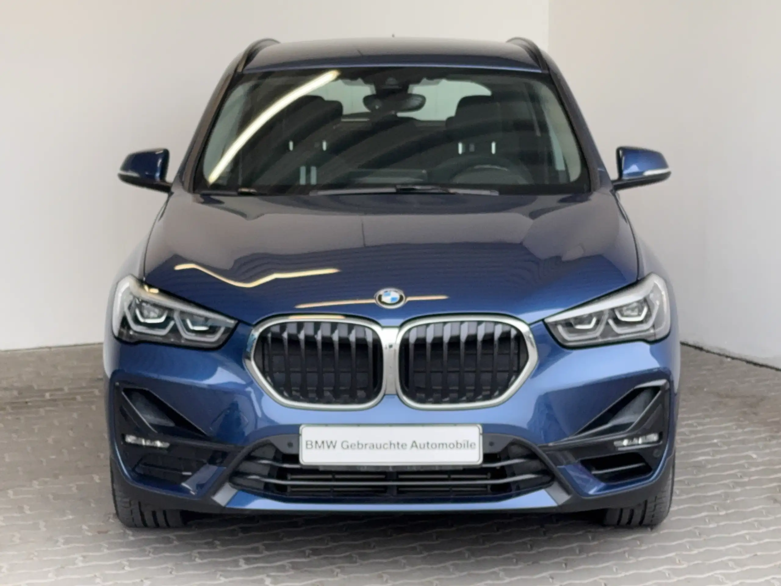 BMW - X1