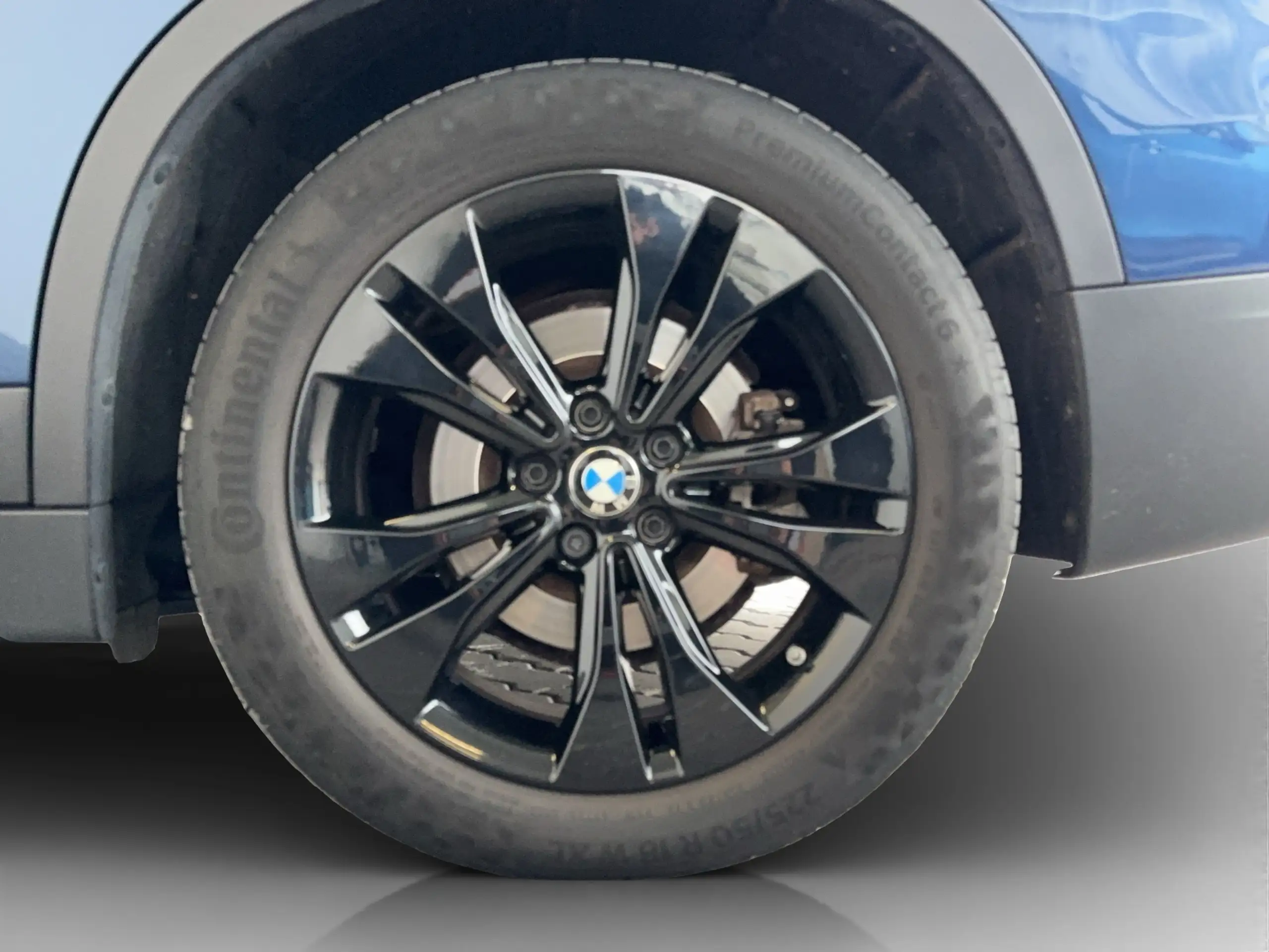 BMW - X1