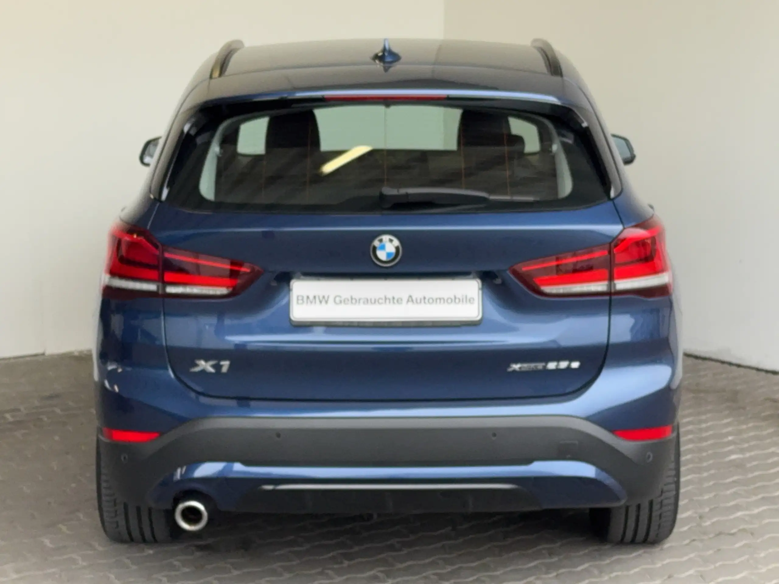 BMW - X1