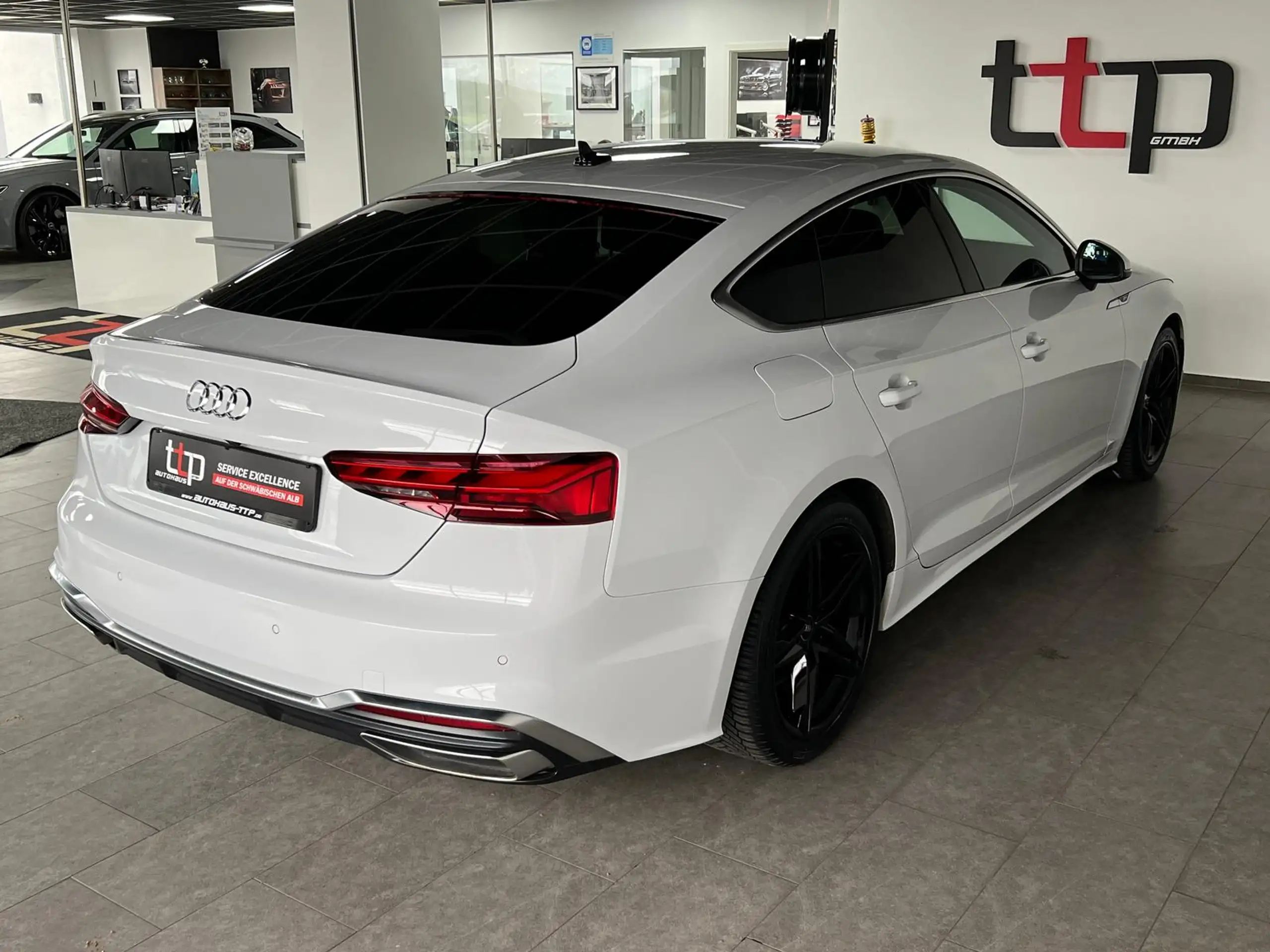 Audi - A5