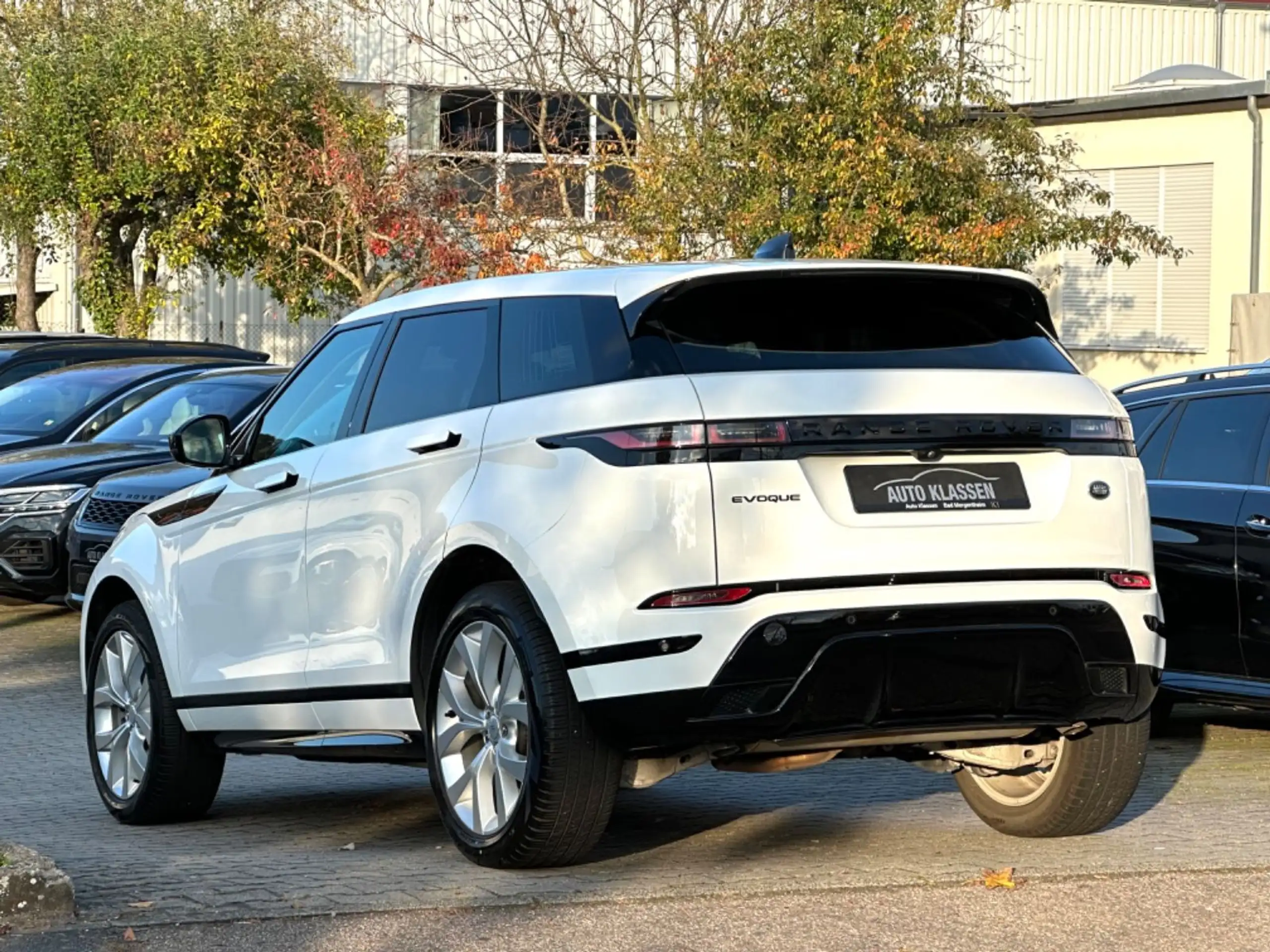 Land Rover - Range Rover Evoque