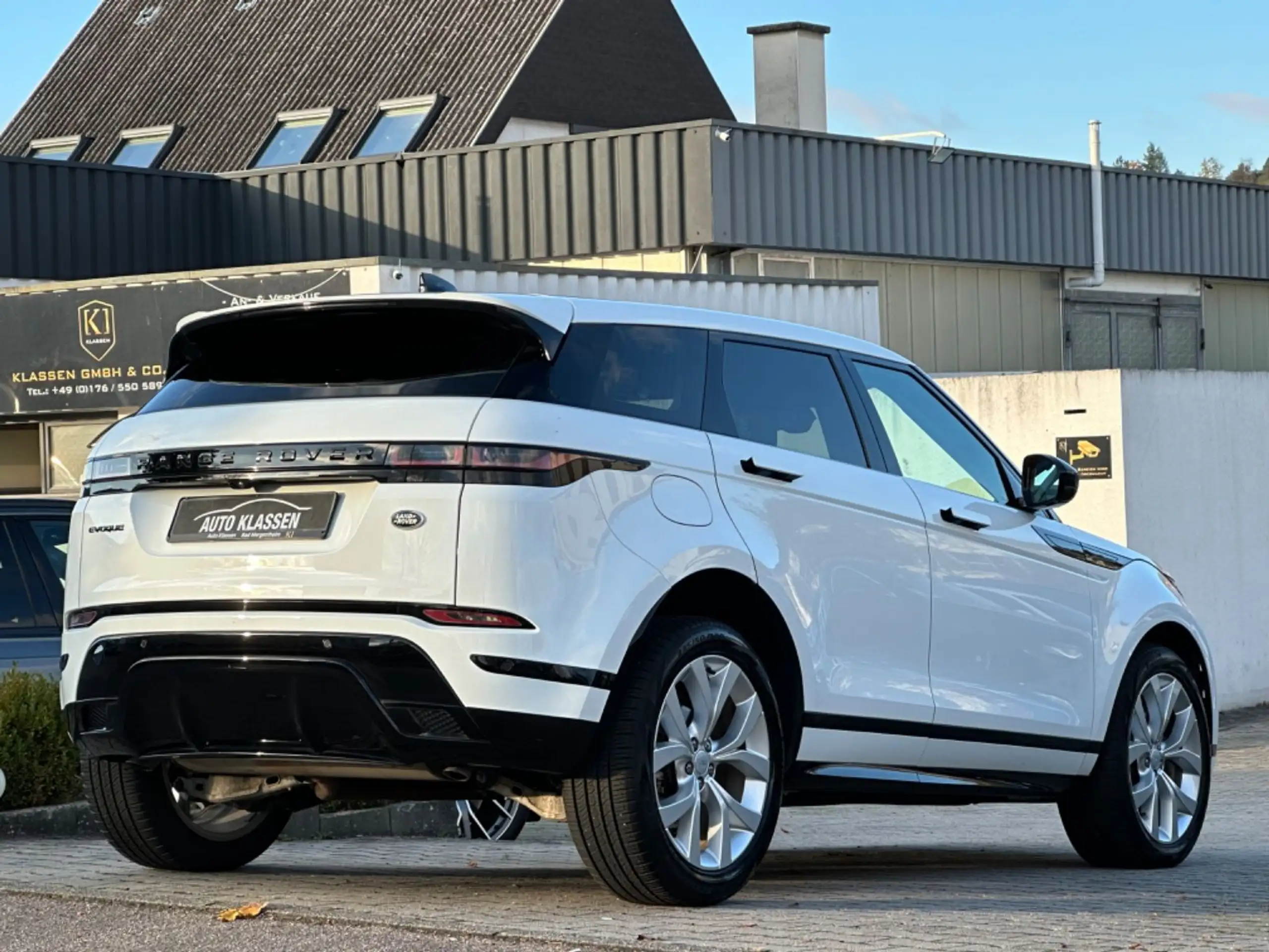 Land Rover - Range Rover Evoque