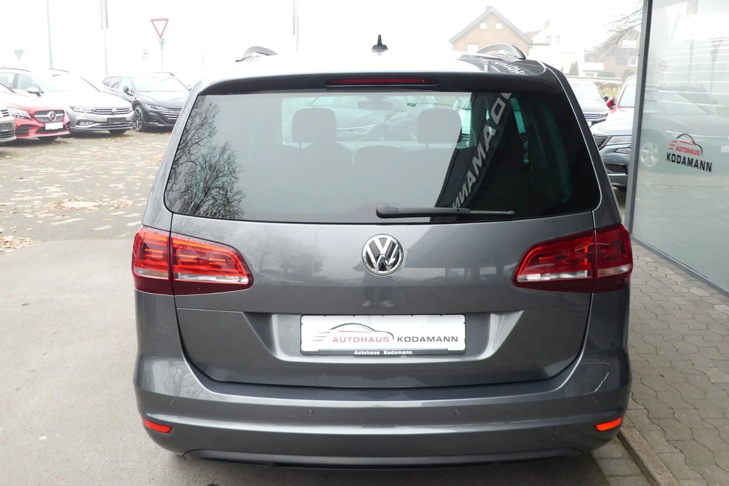 Volkswagen - Sharan