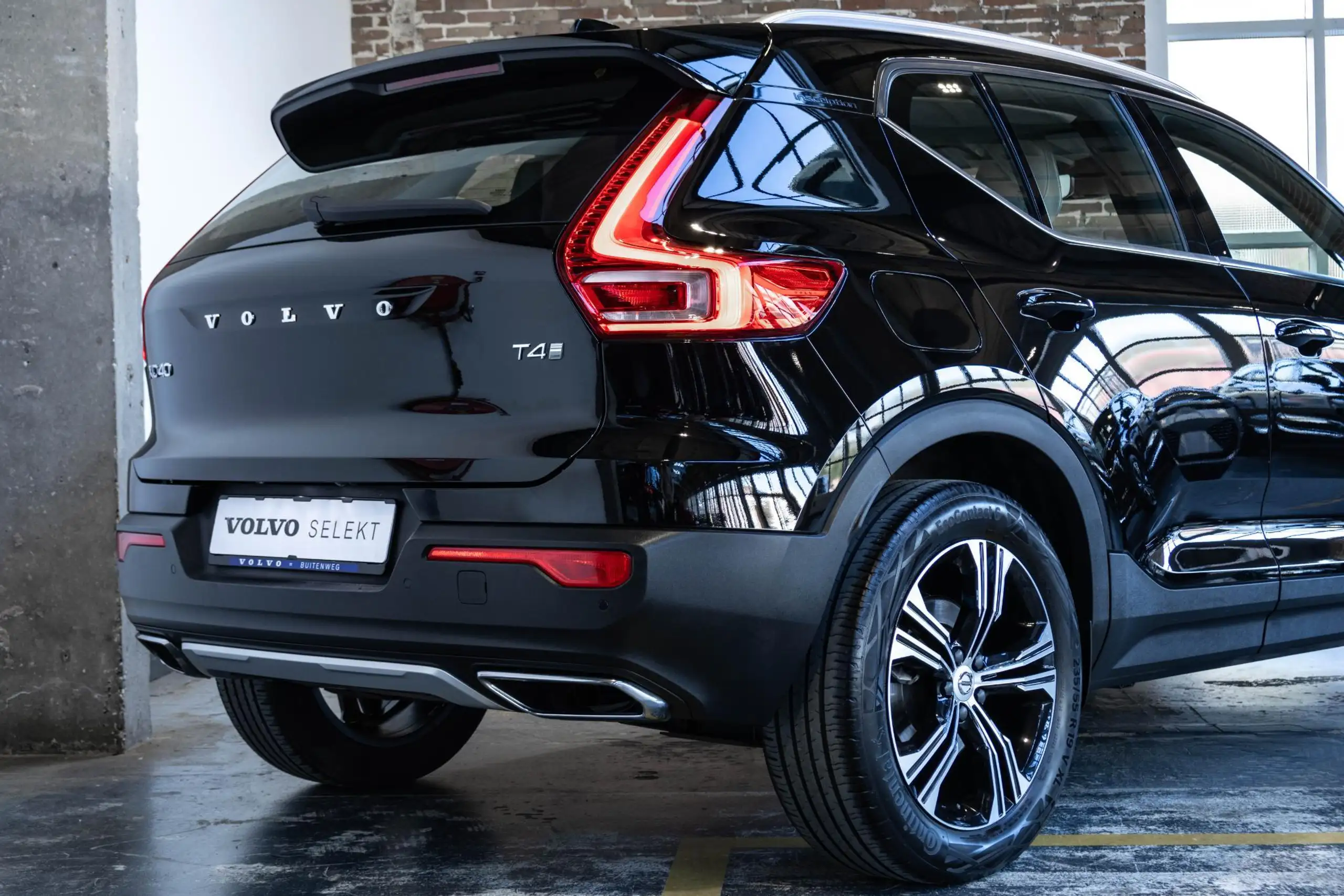 Volvo - XC40