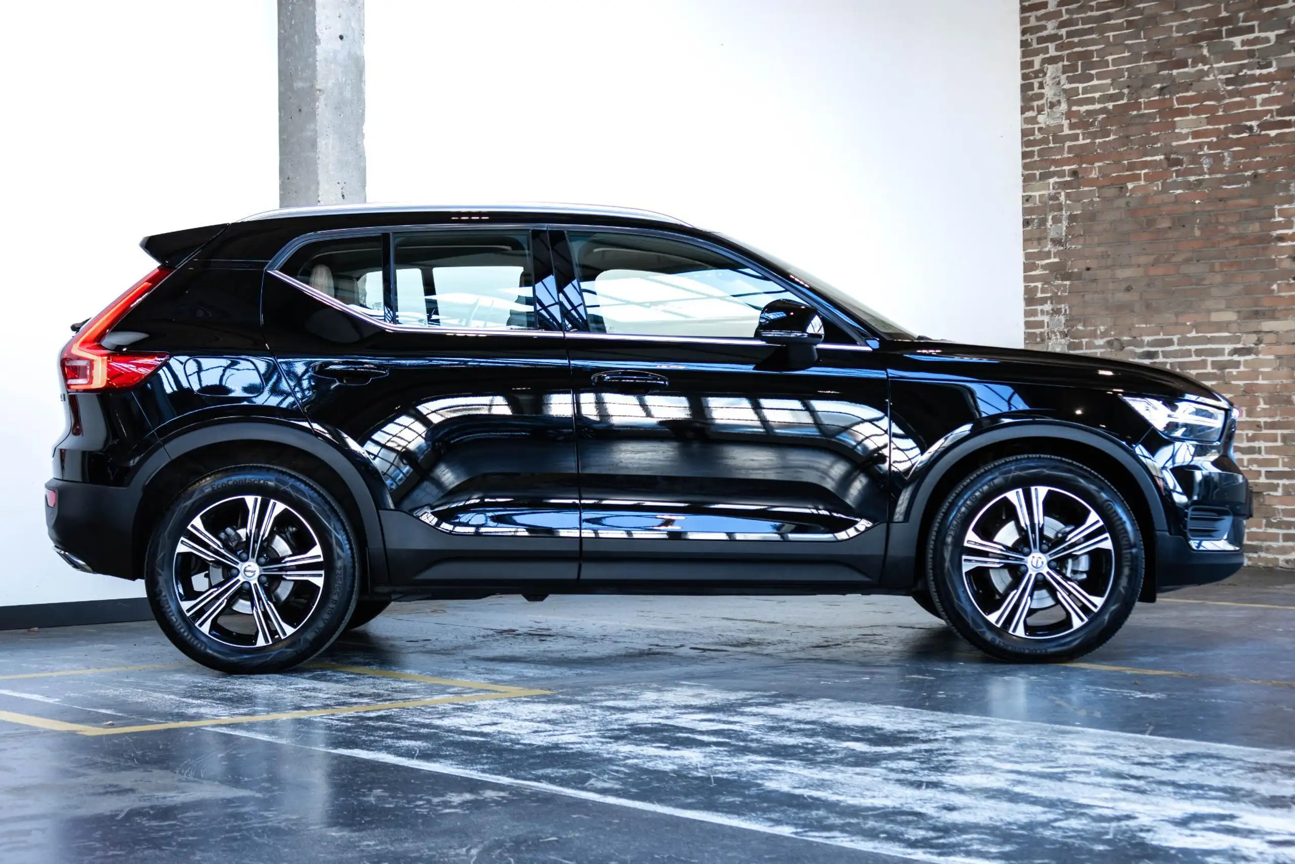 Volvo - XC40