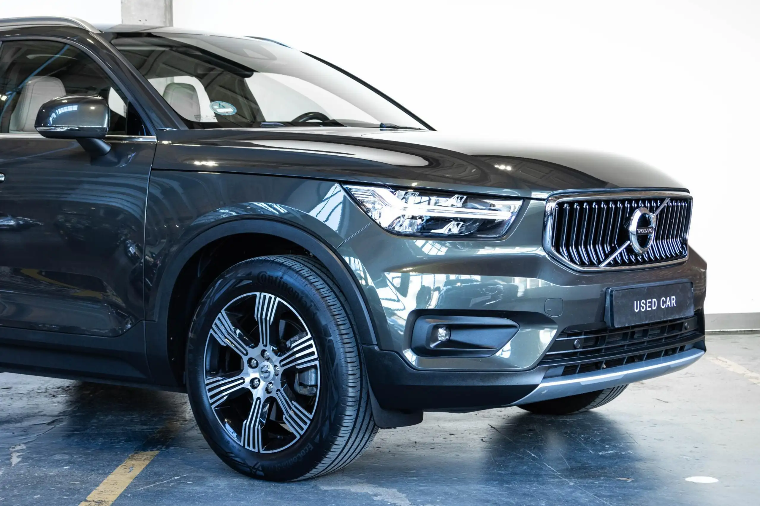 Volvo - XC40