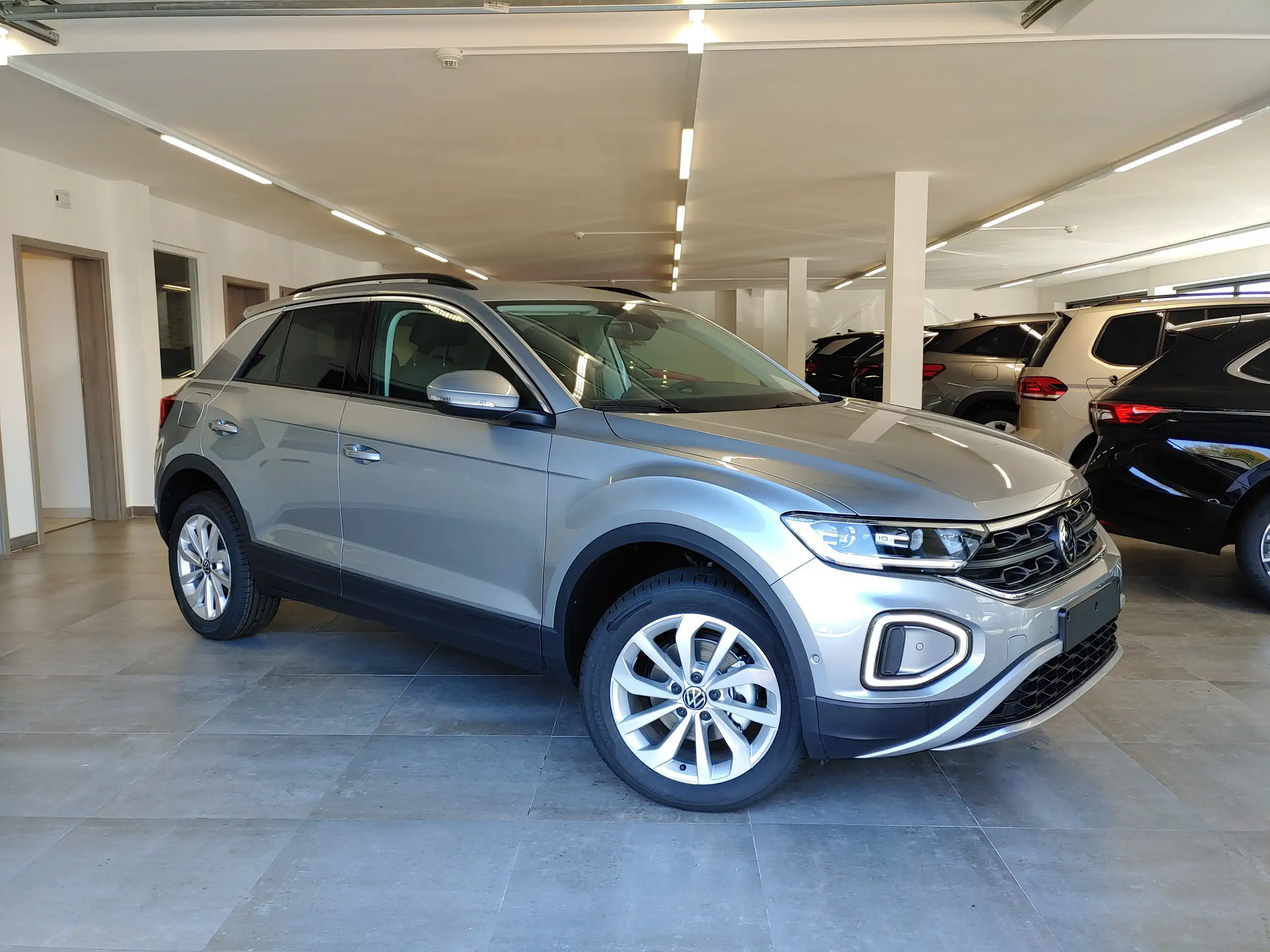 Volkswagen T-Roc 2023