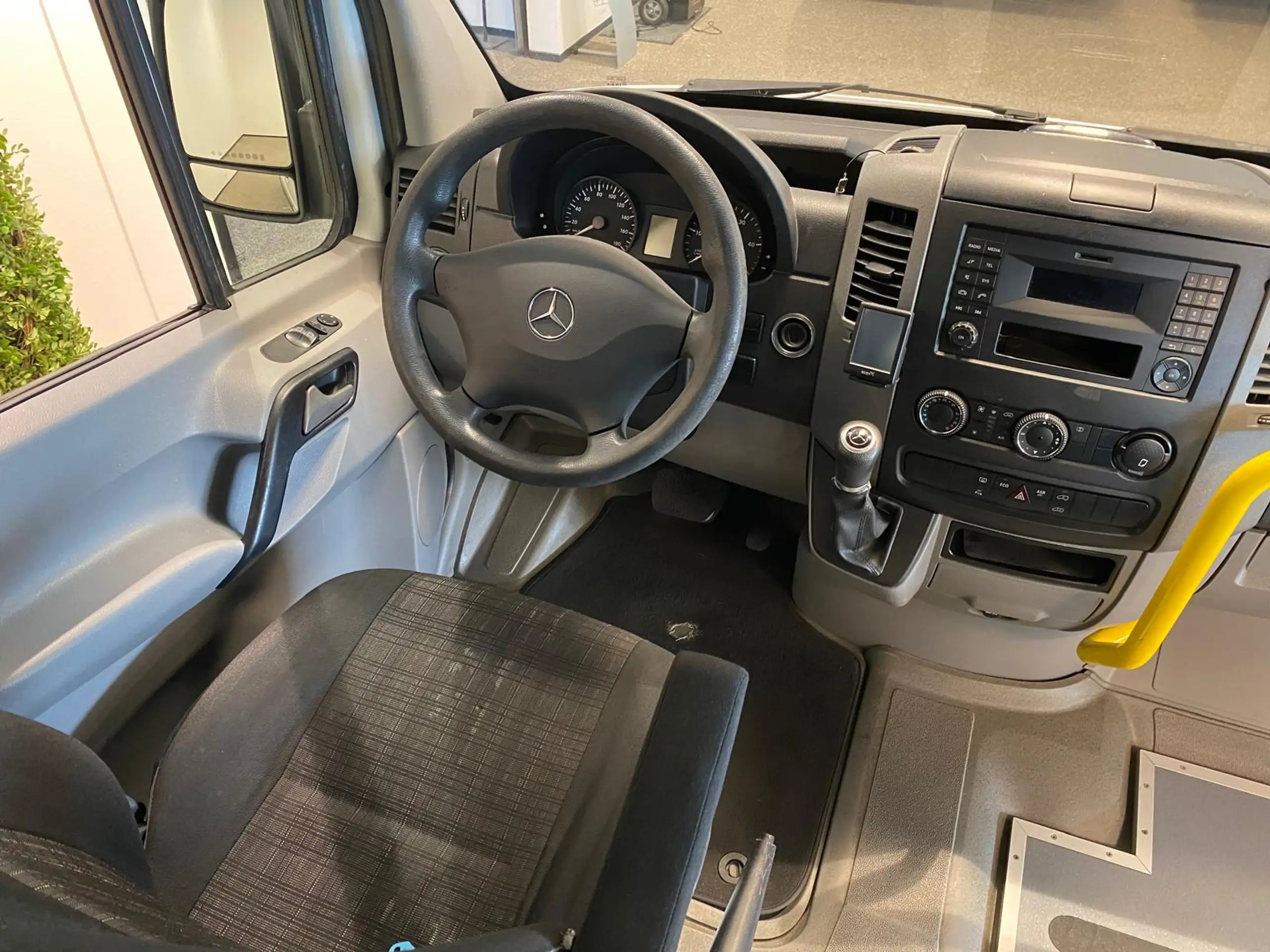 Mercedes-Benz - Sprinter