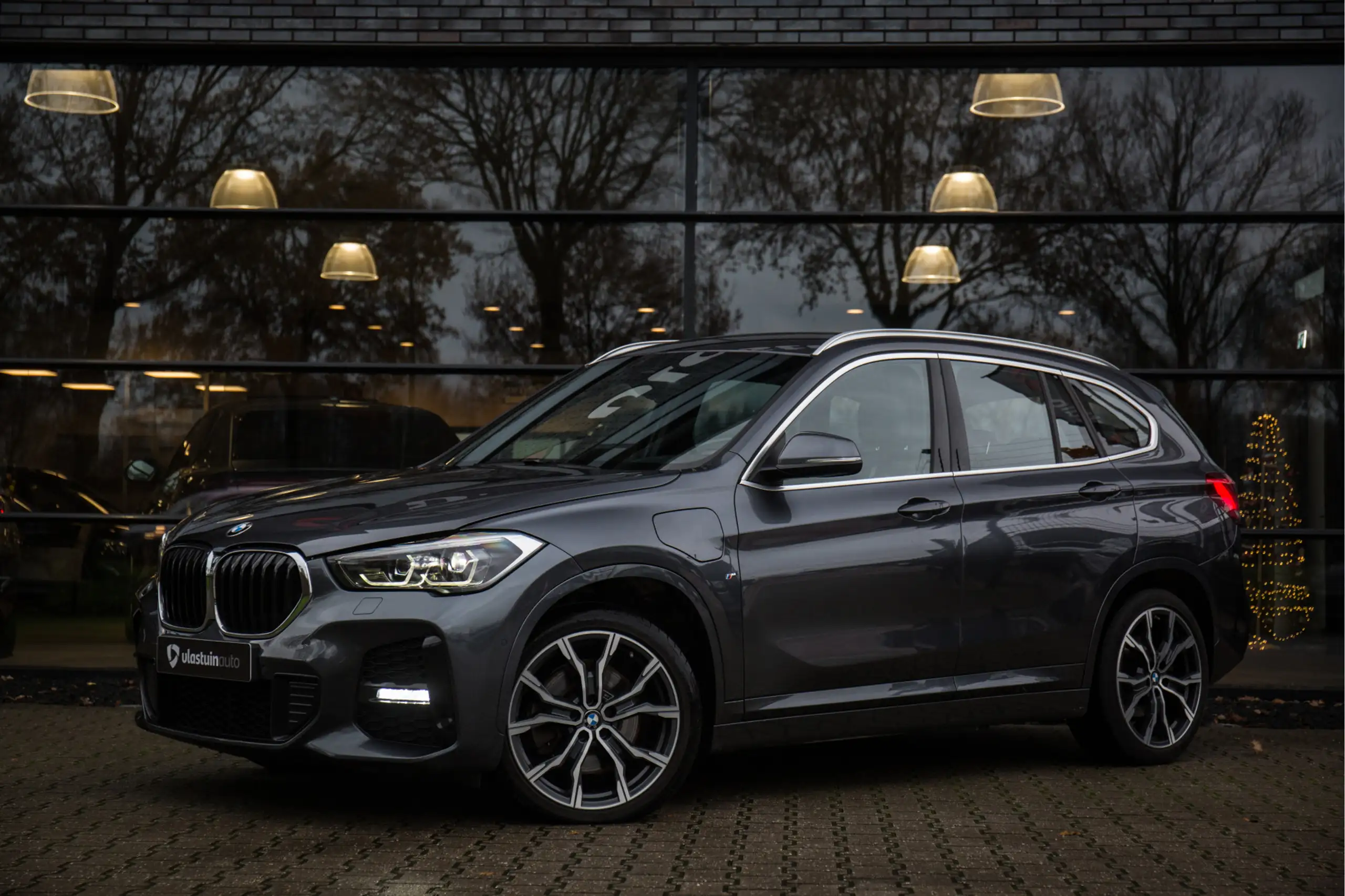 BMW - X1