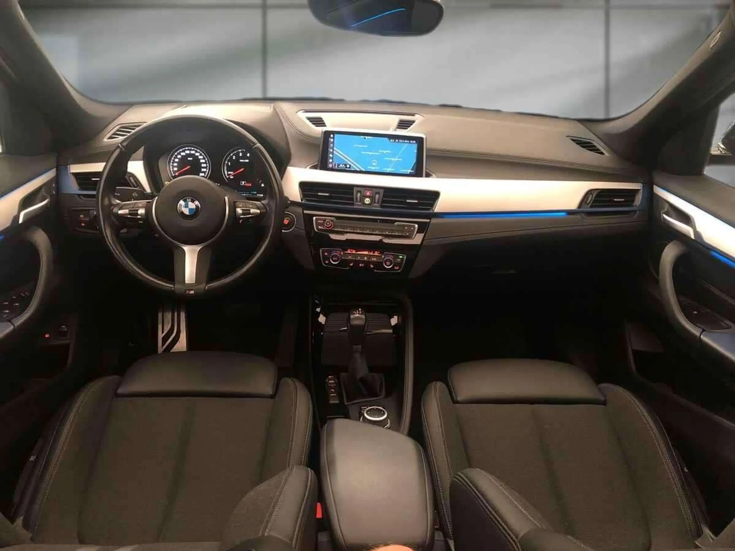 BMW - X1