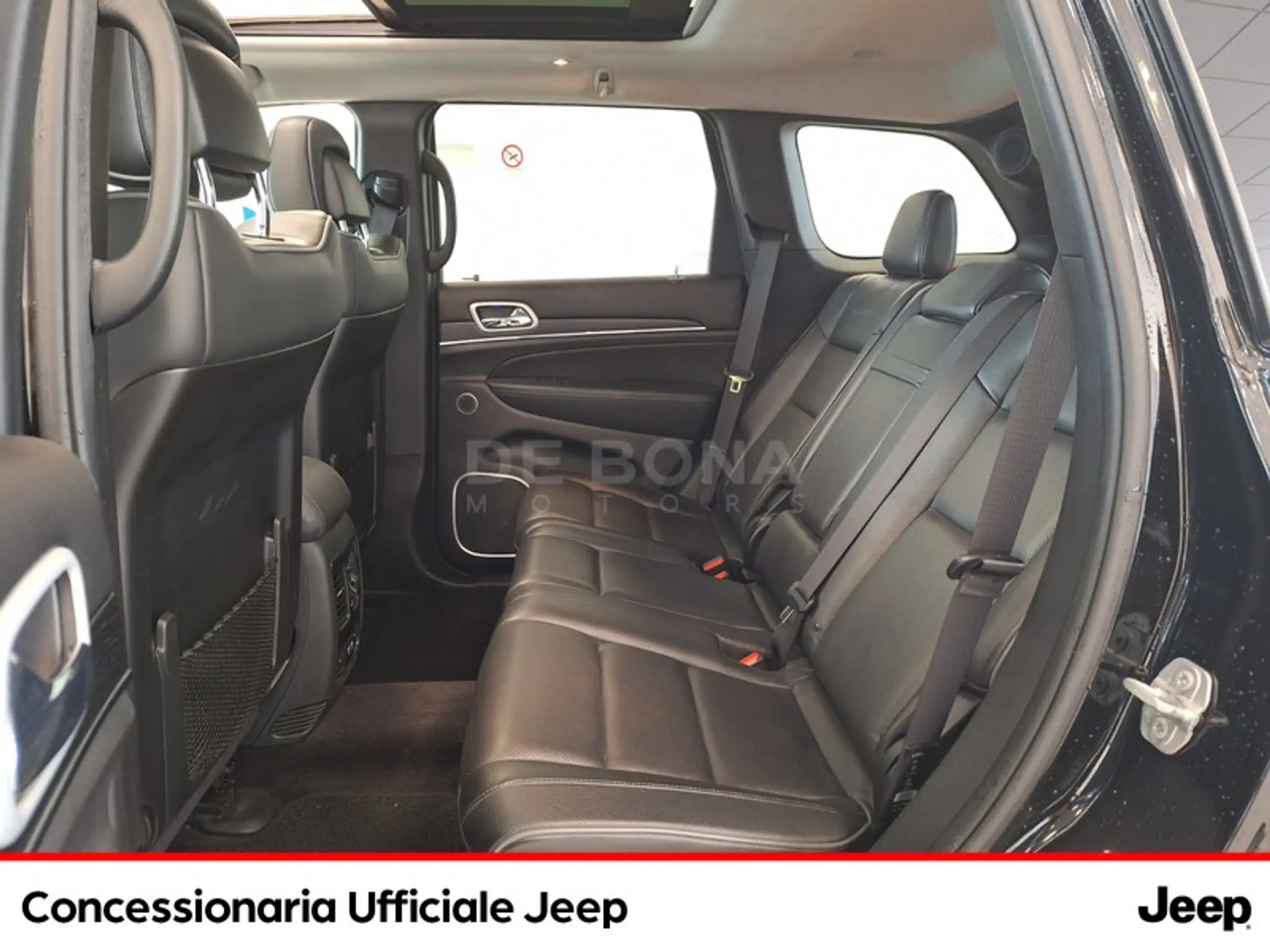 Jeep - Grand Cherokee