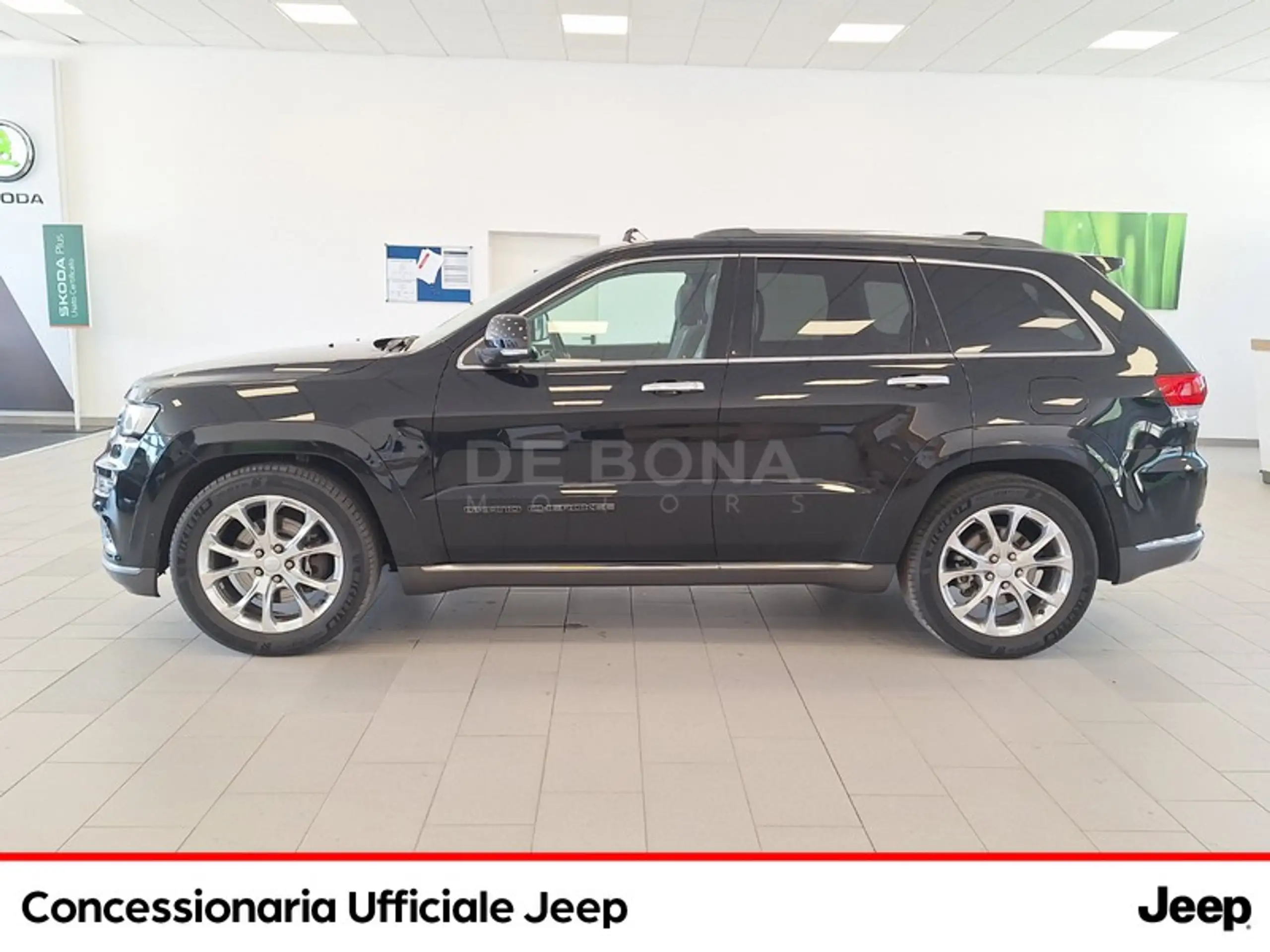 Jeep - Grand Cherokee