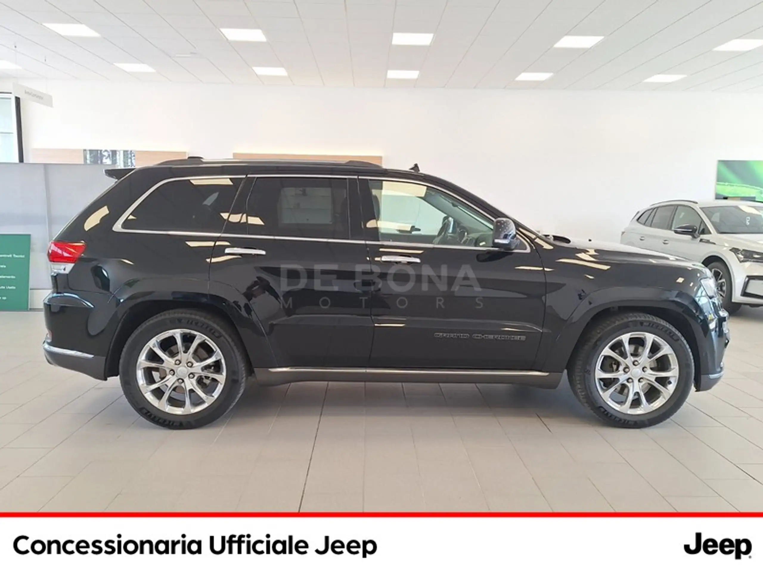 Jeep - Grand Cherokee