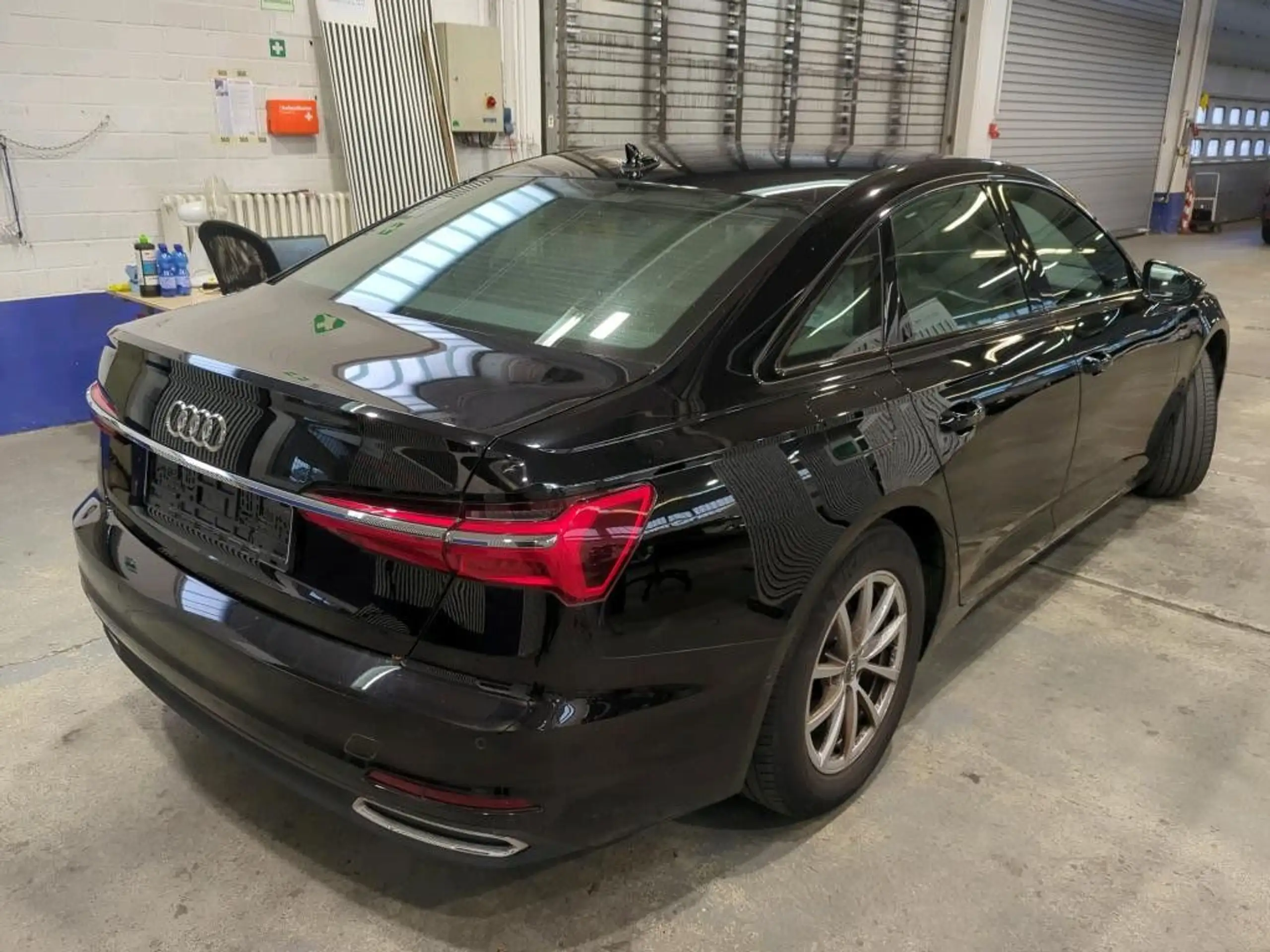 Audi - A6