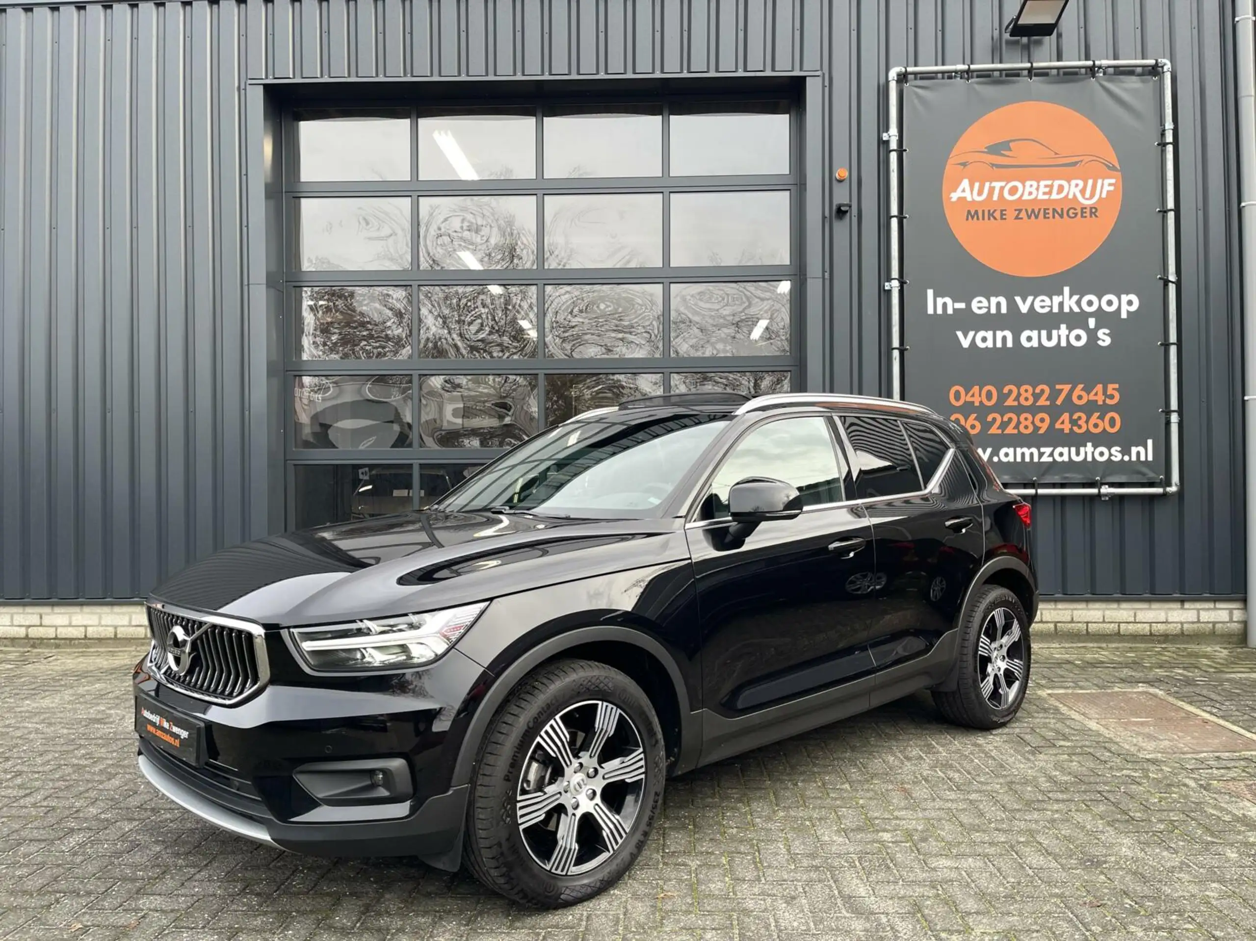 Volvo - XC40