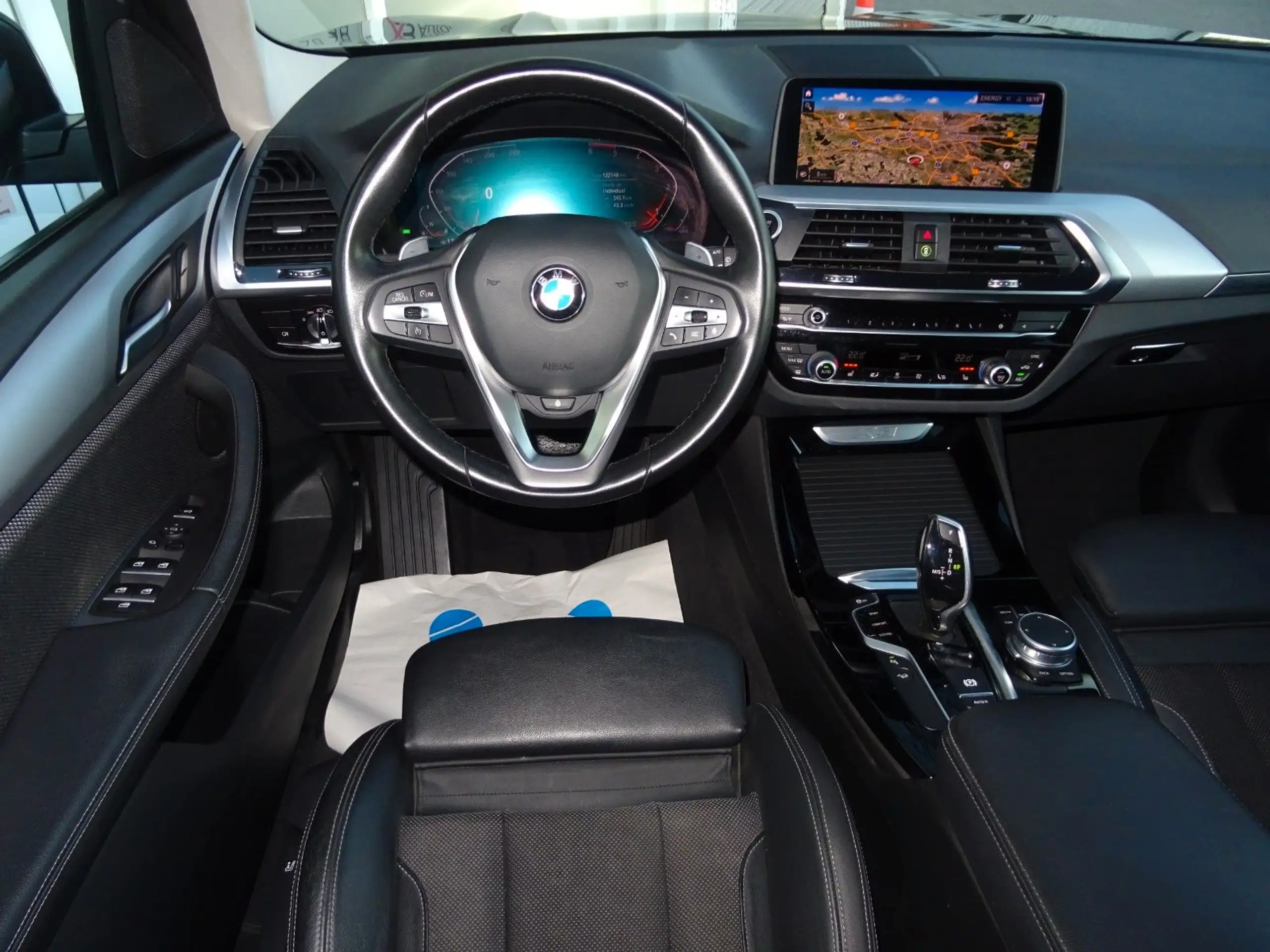 BMW - X3