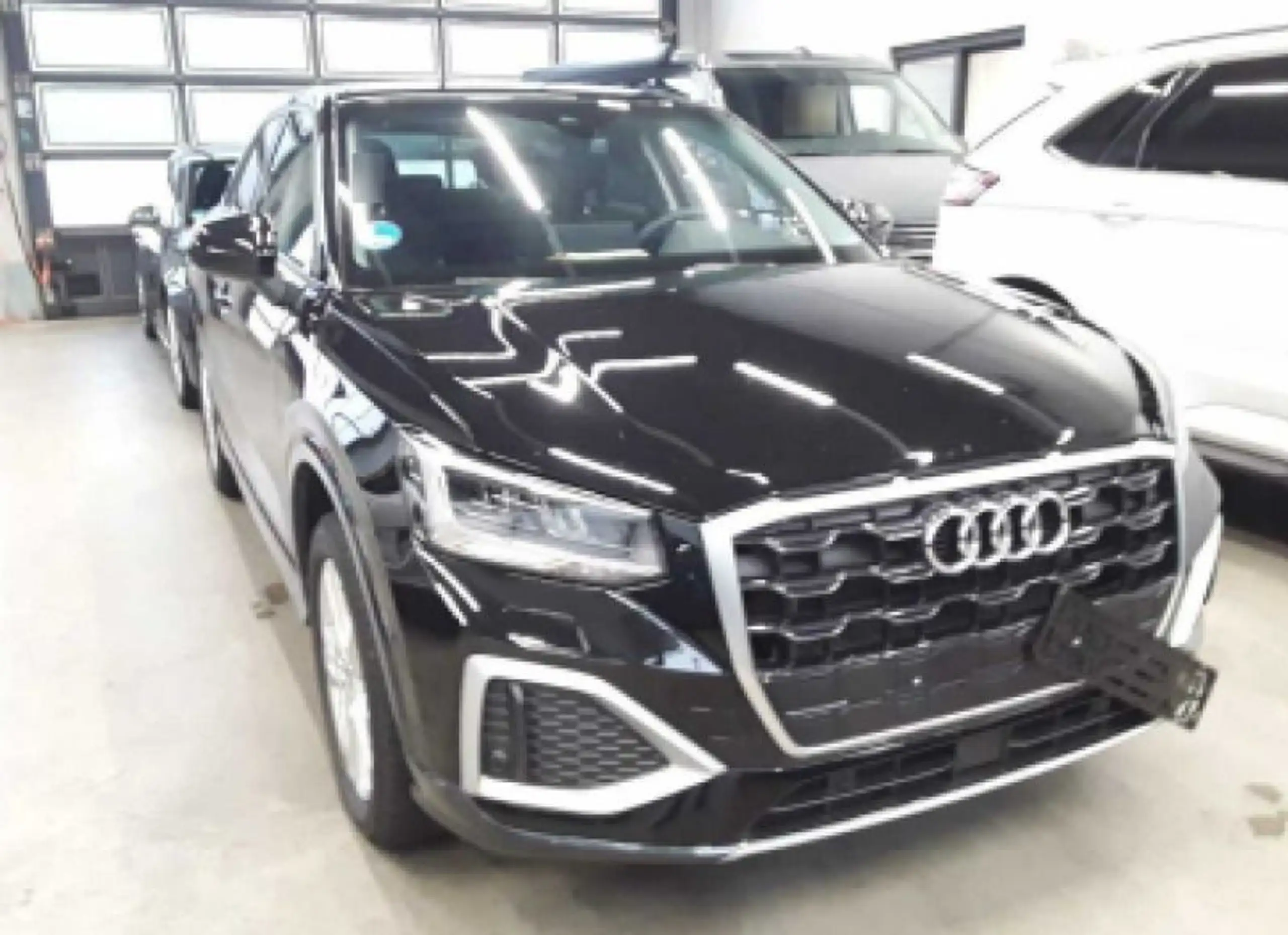 Audi - Q2