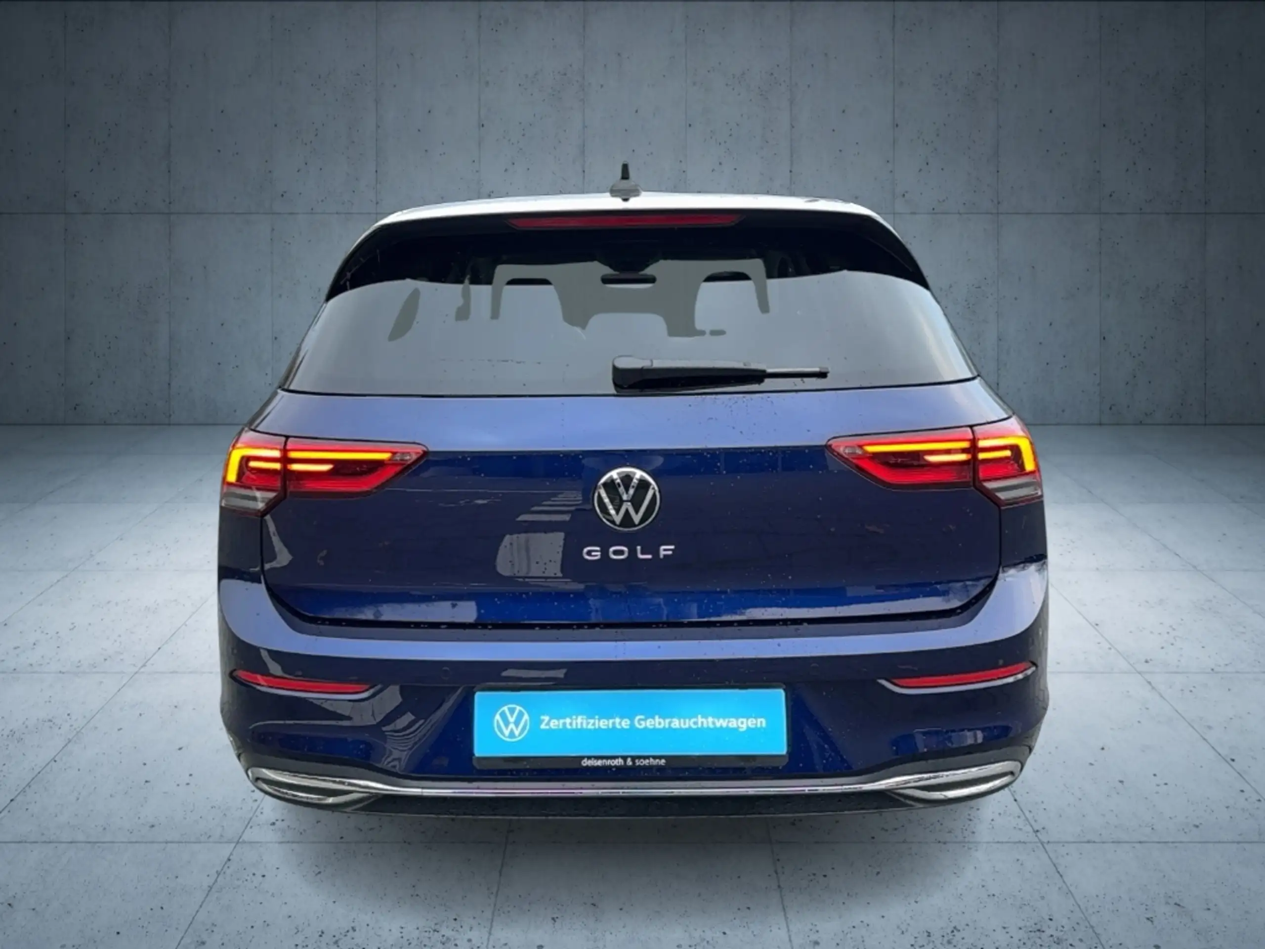 Volkswagen - Golf