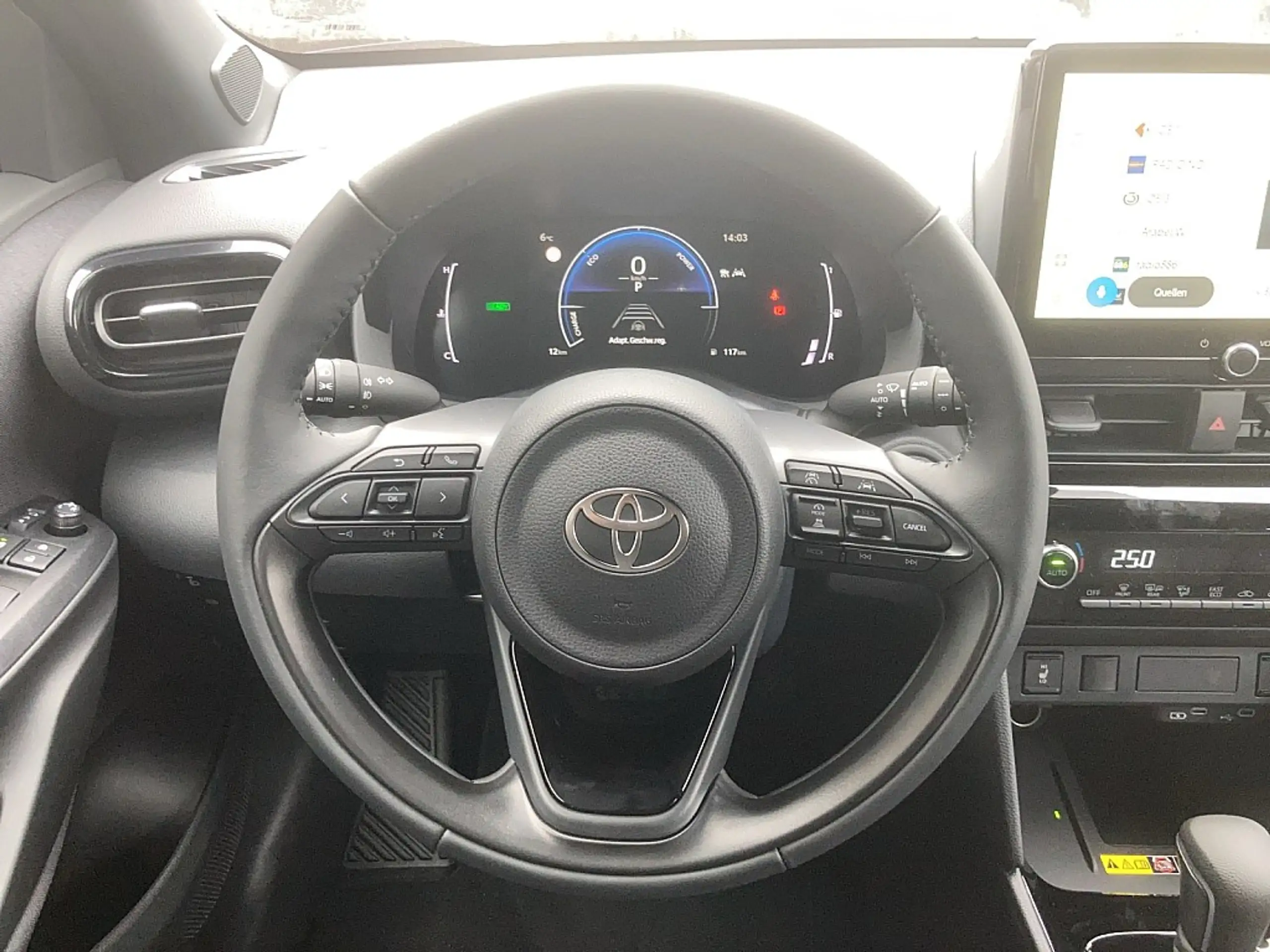 Toyota - Yaris Cross