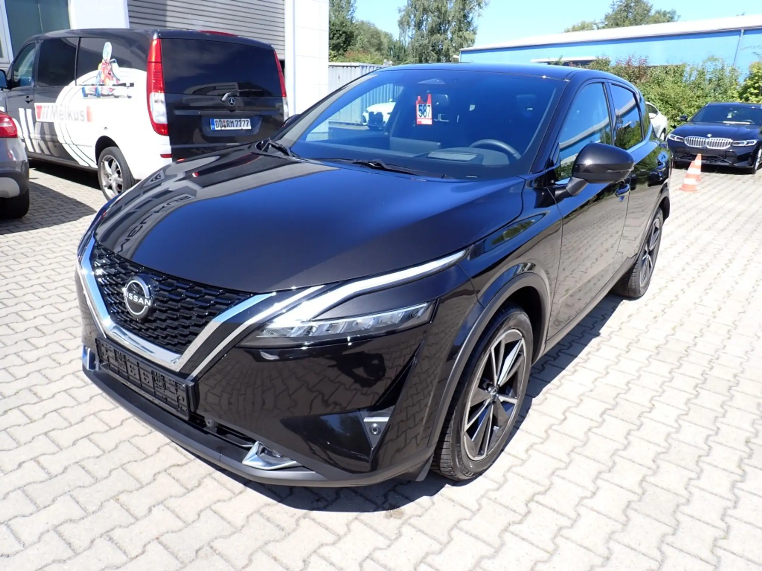 Nissan - Qashqai