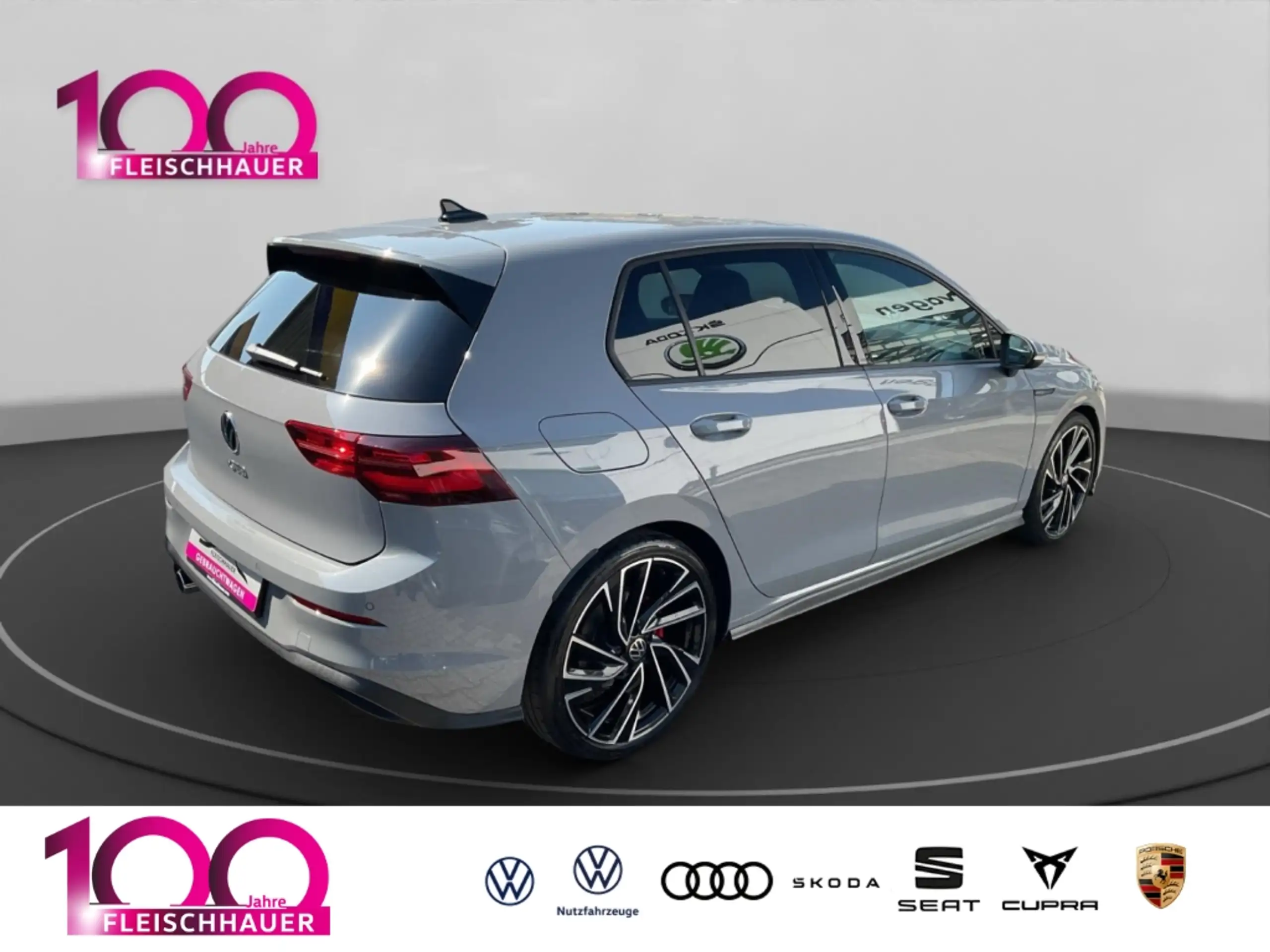 Volkswagen - Golf