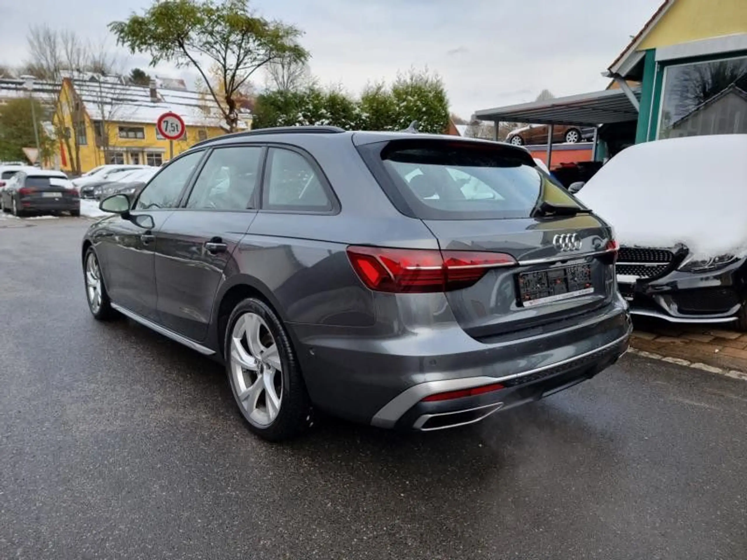 Audi - A4