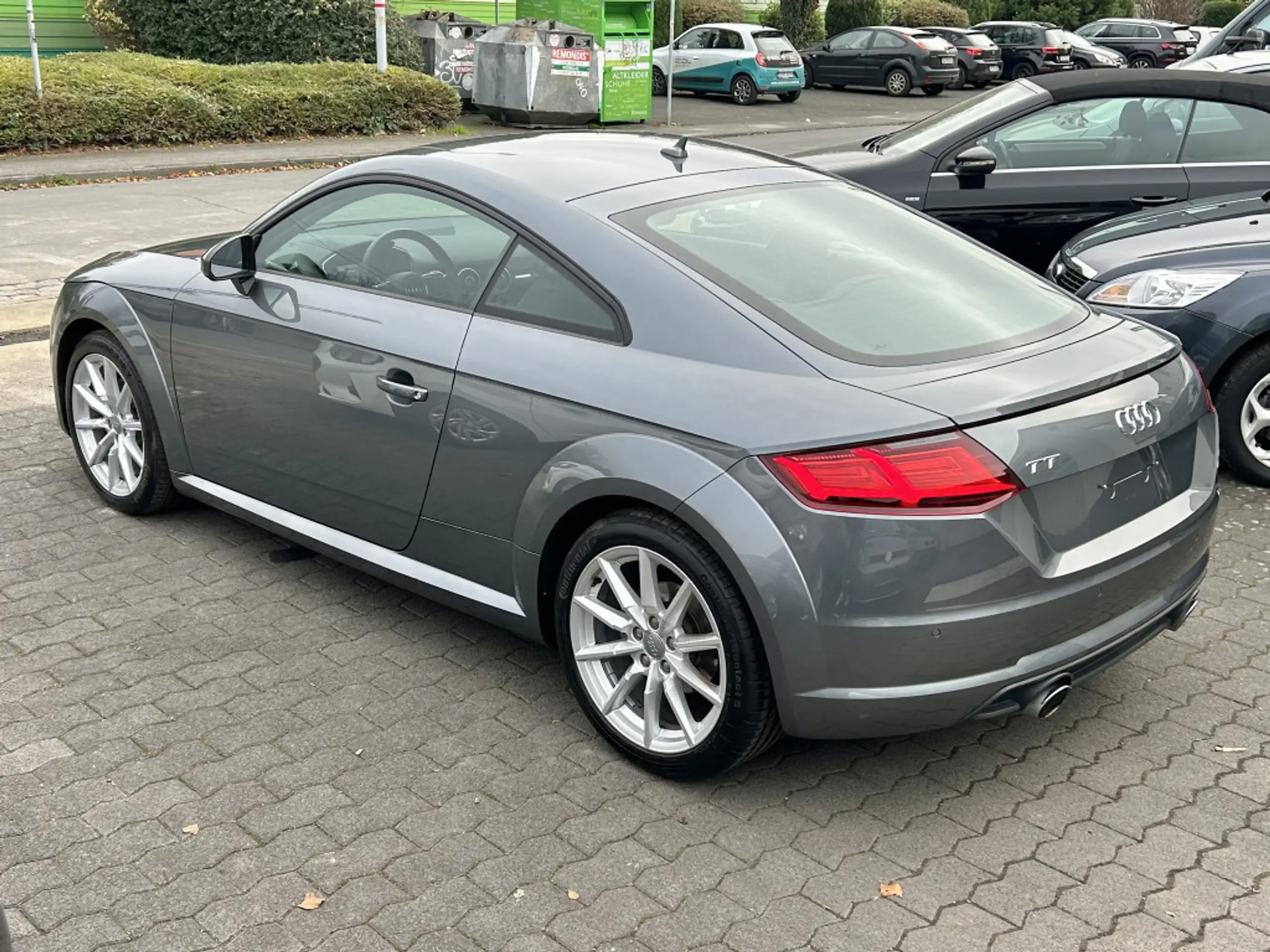 Audi - TT