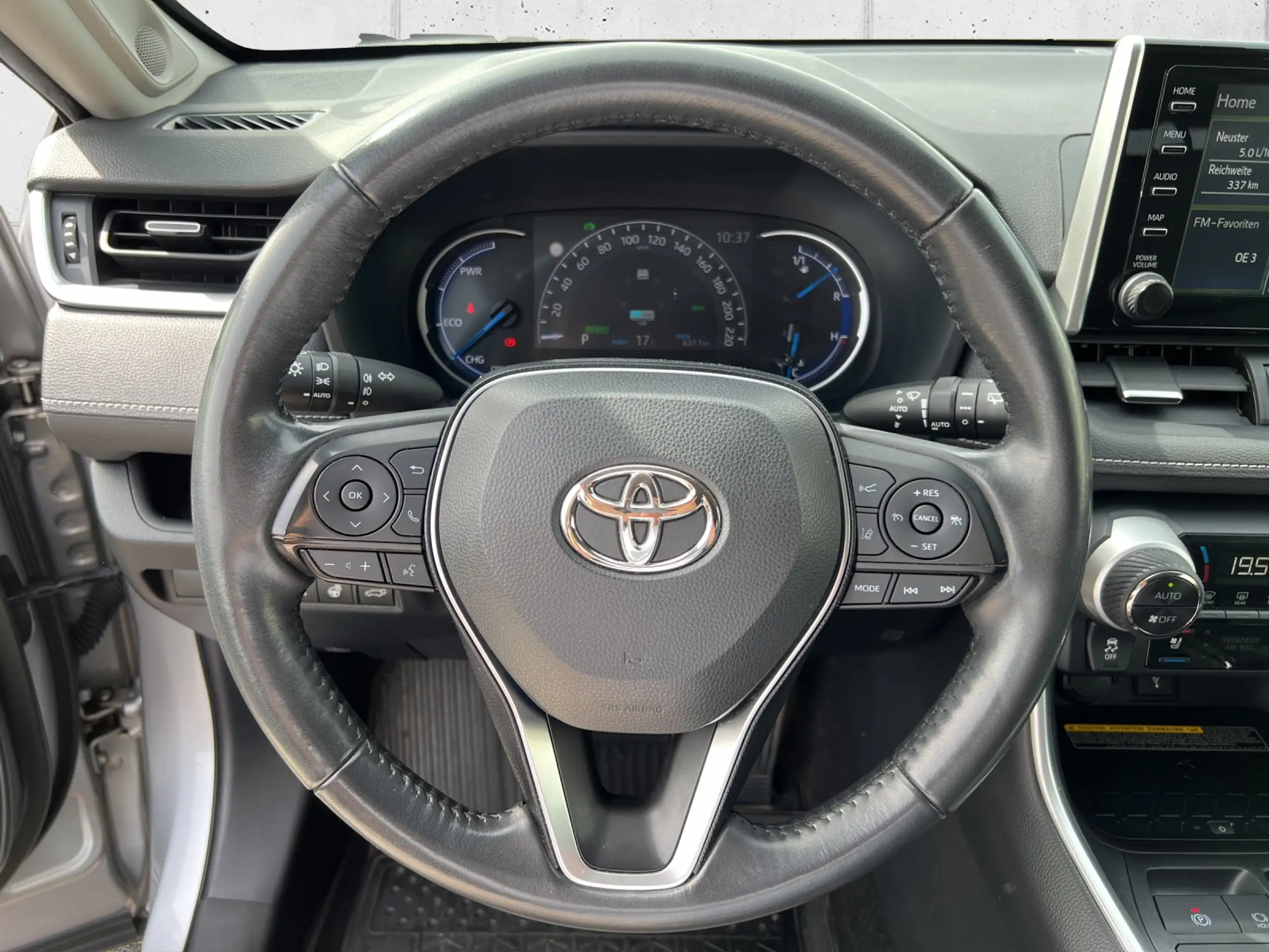 Toyota - RAV 4