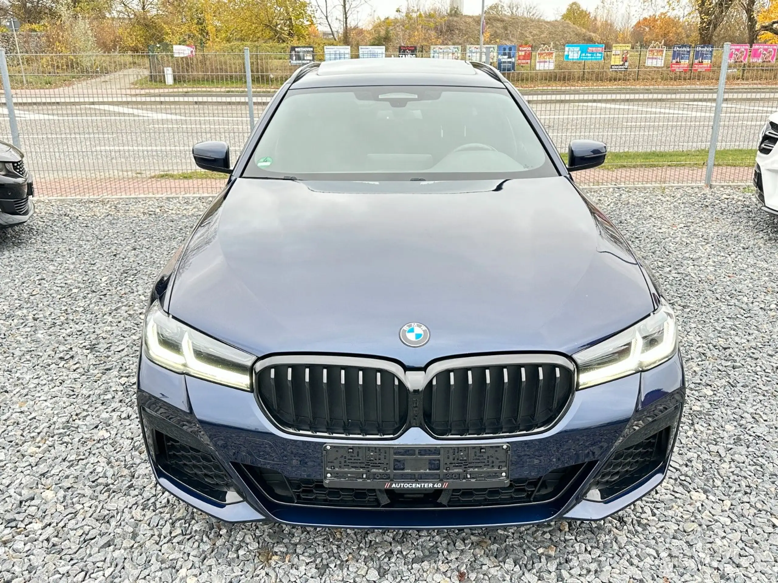 BMW - 520