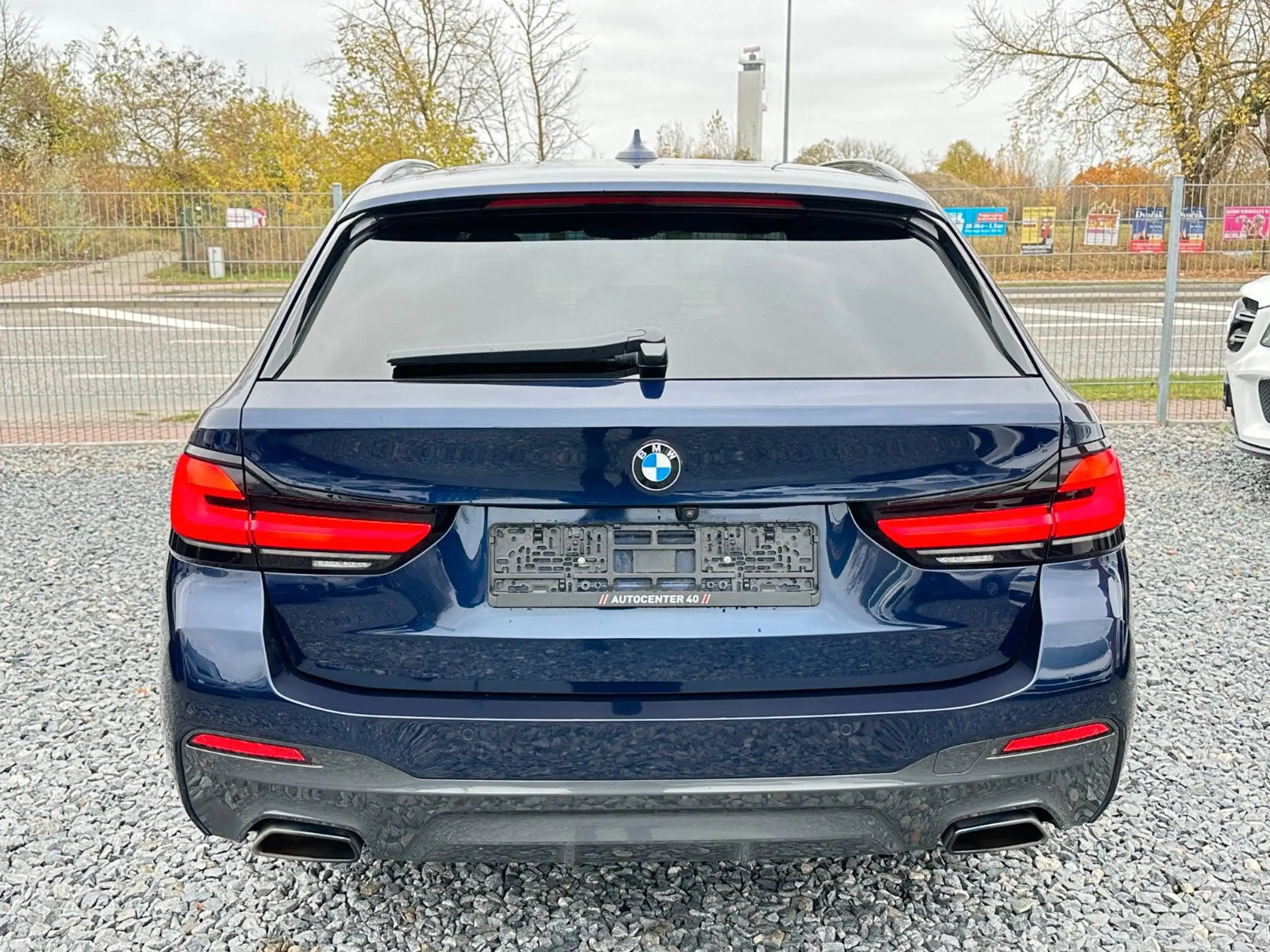 BMW - 520