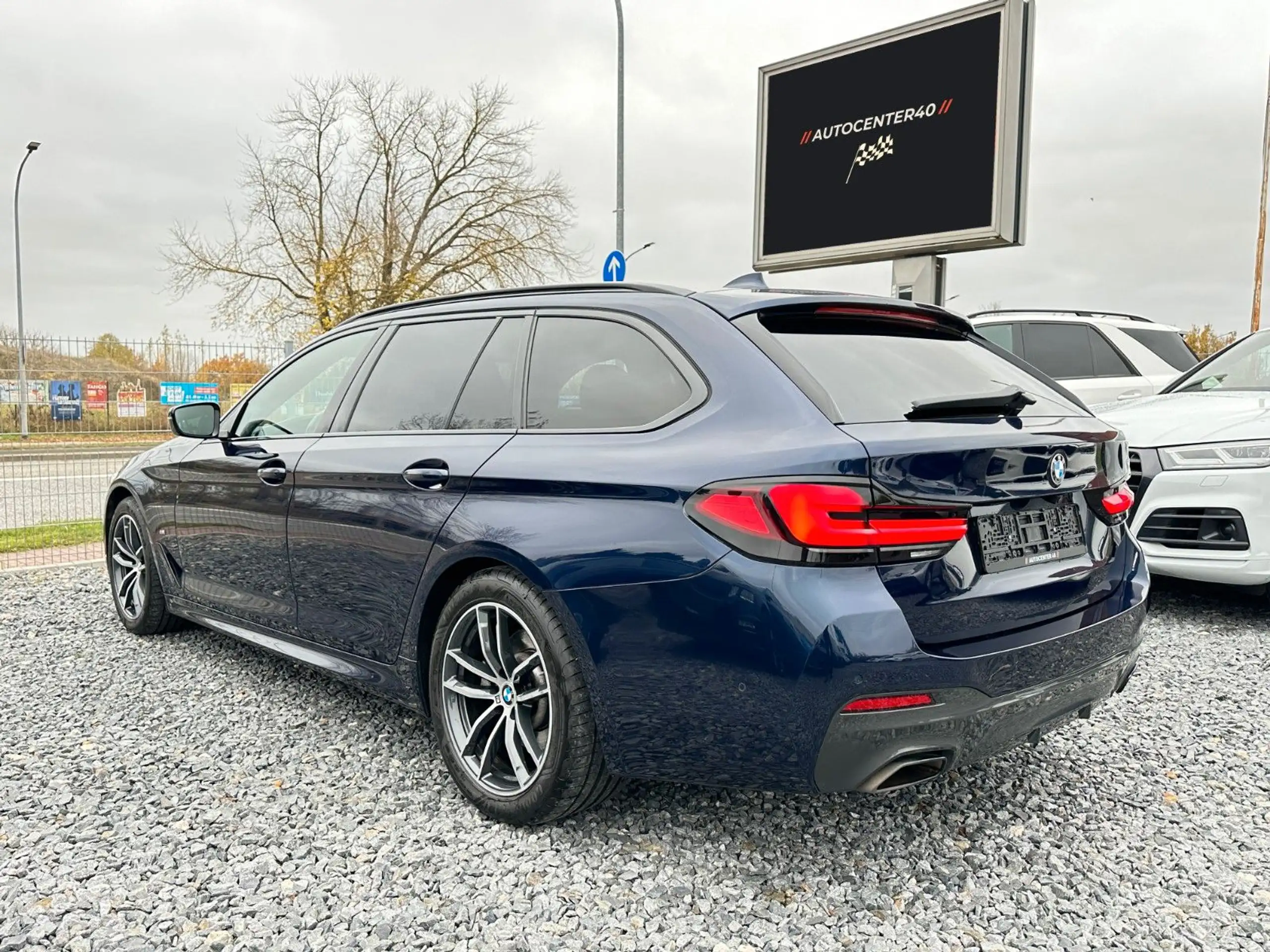 BMW - 520