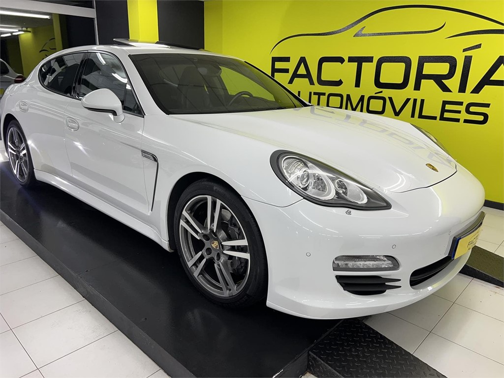 Porsche - Panamera