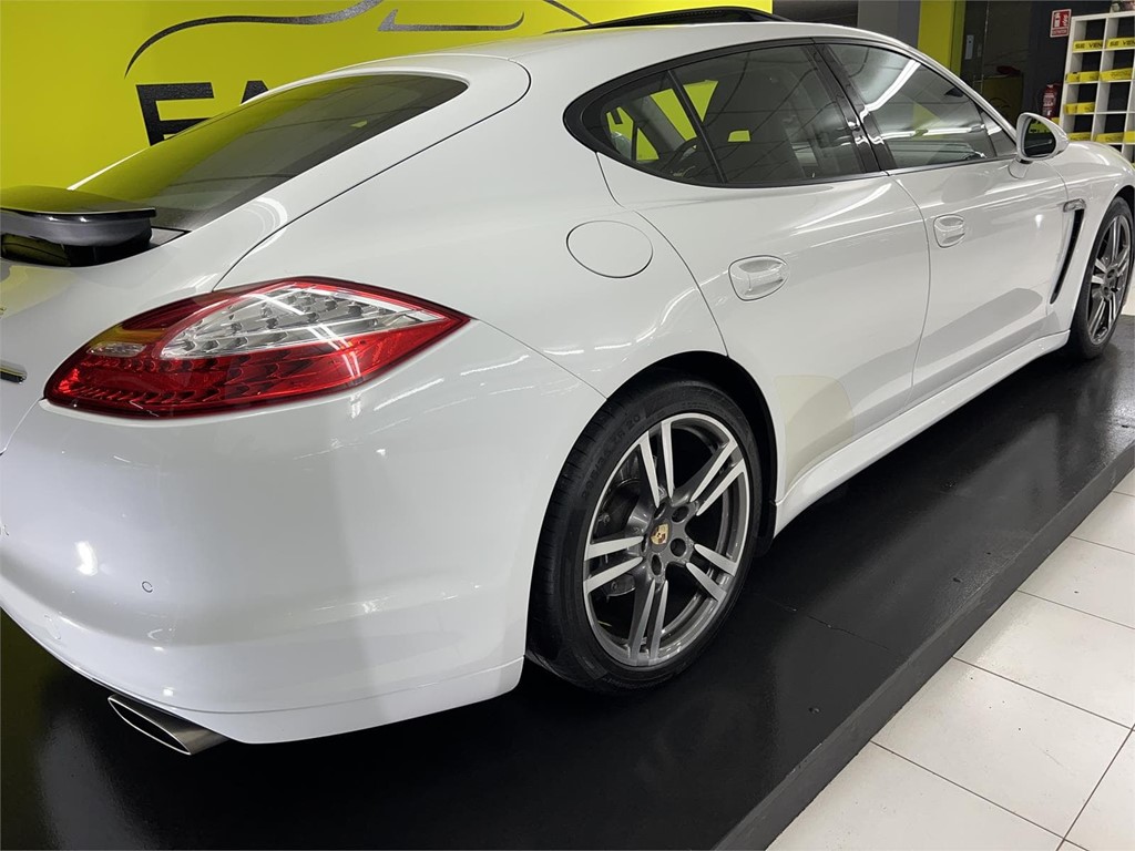 Porsche - Panamera