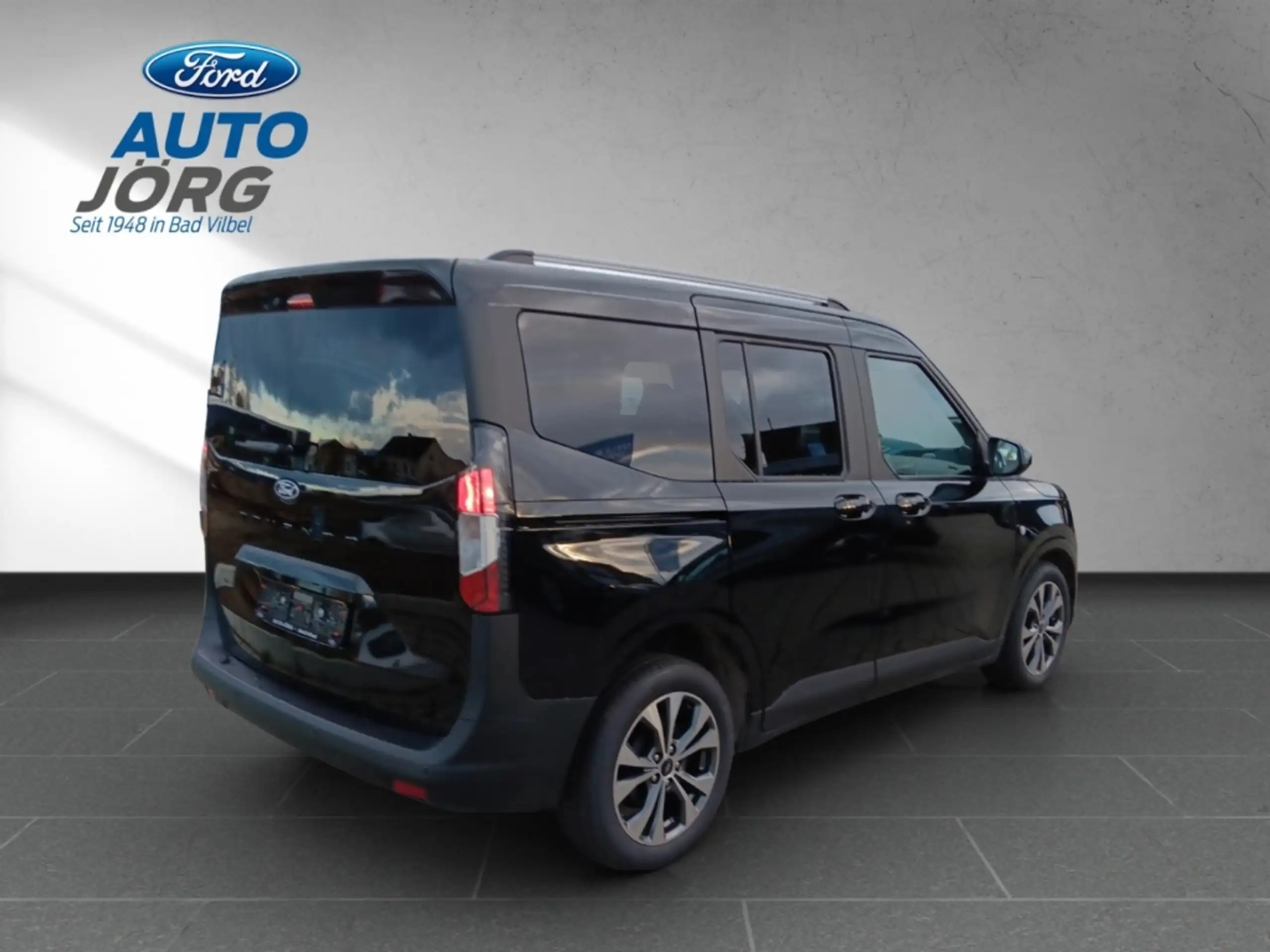 Ford - Tourneo Courier