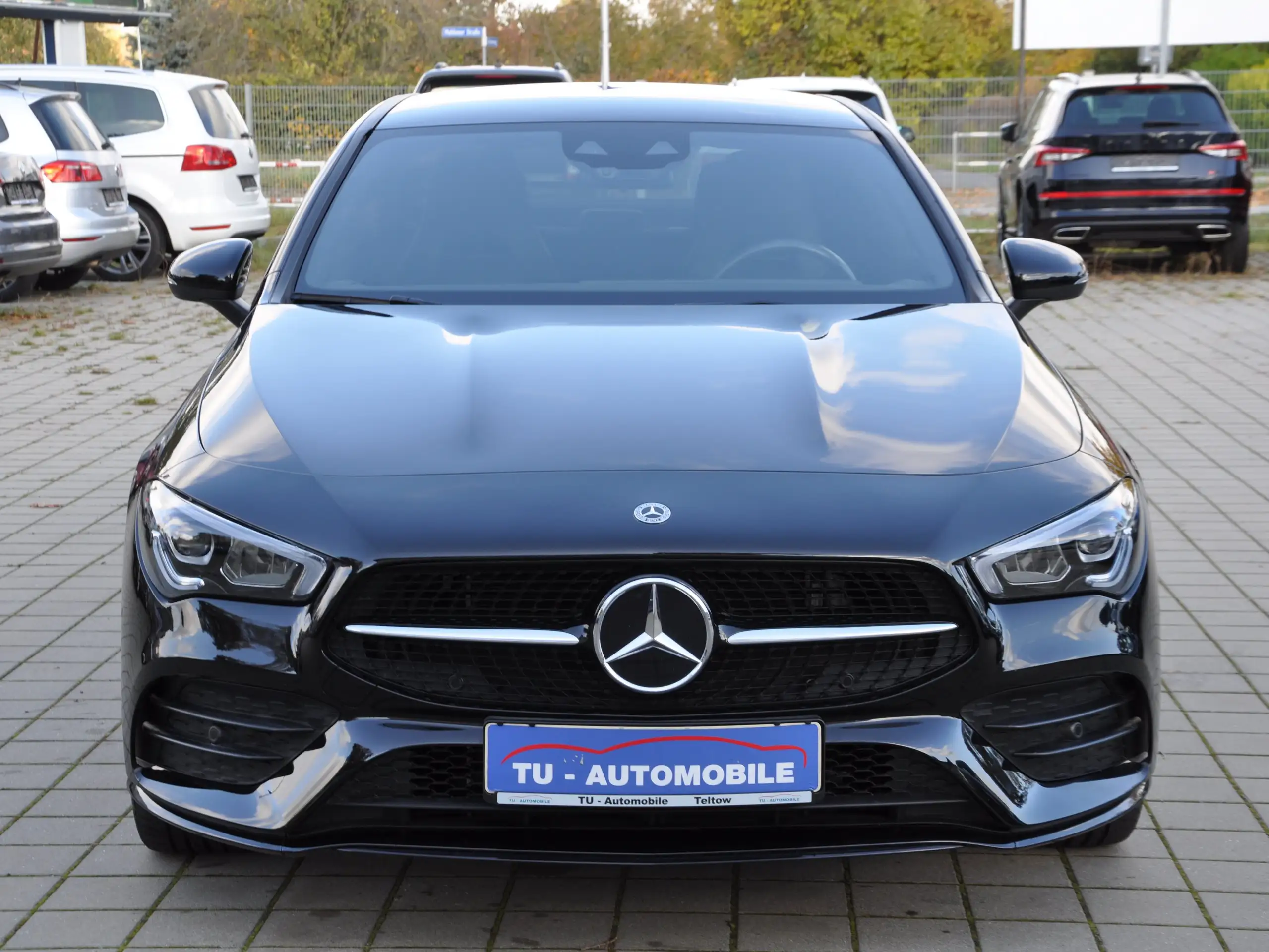 Mercedes-Benz - CLA 250