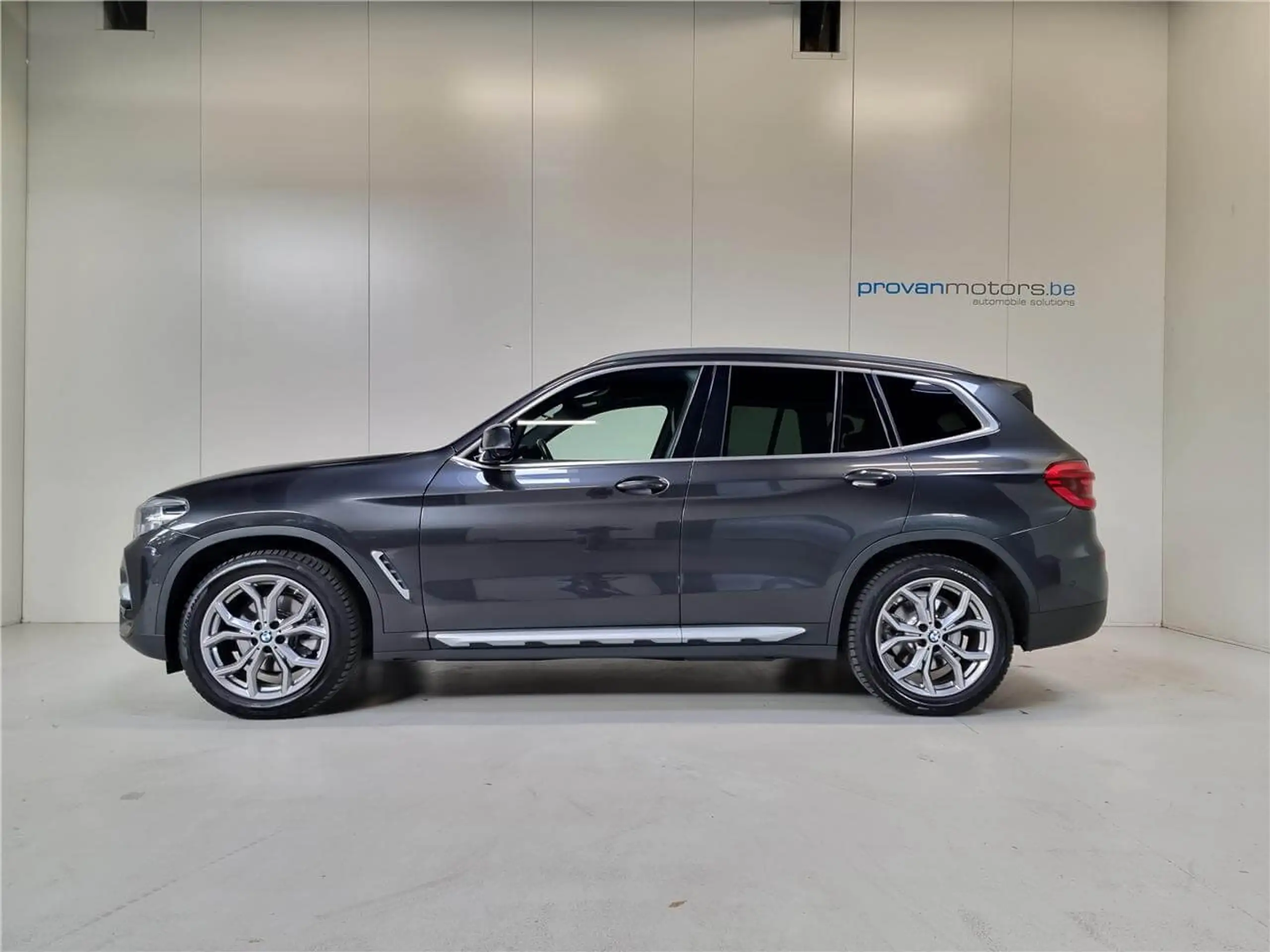 BMW - X3