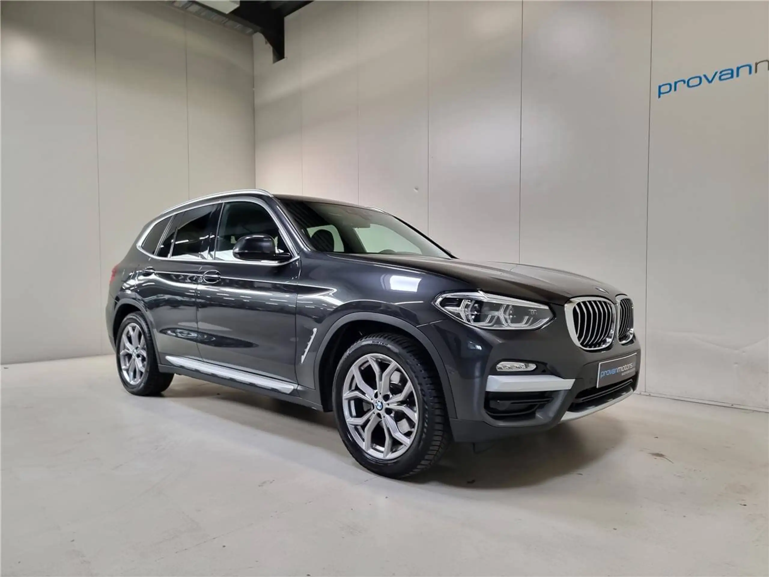 BMW - X3